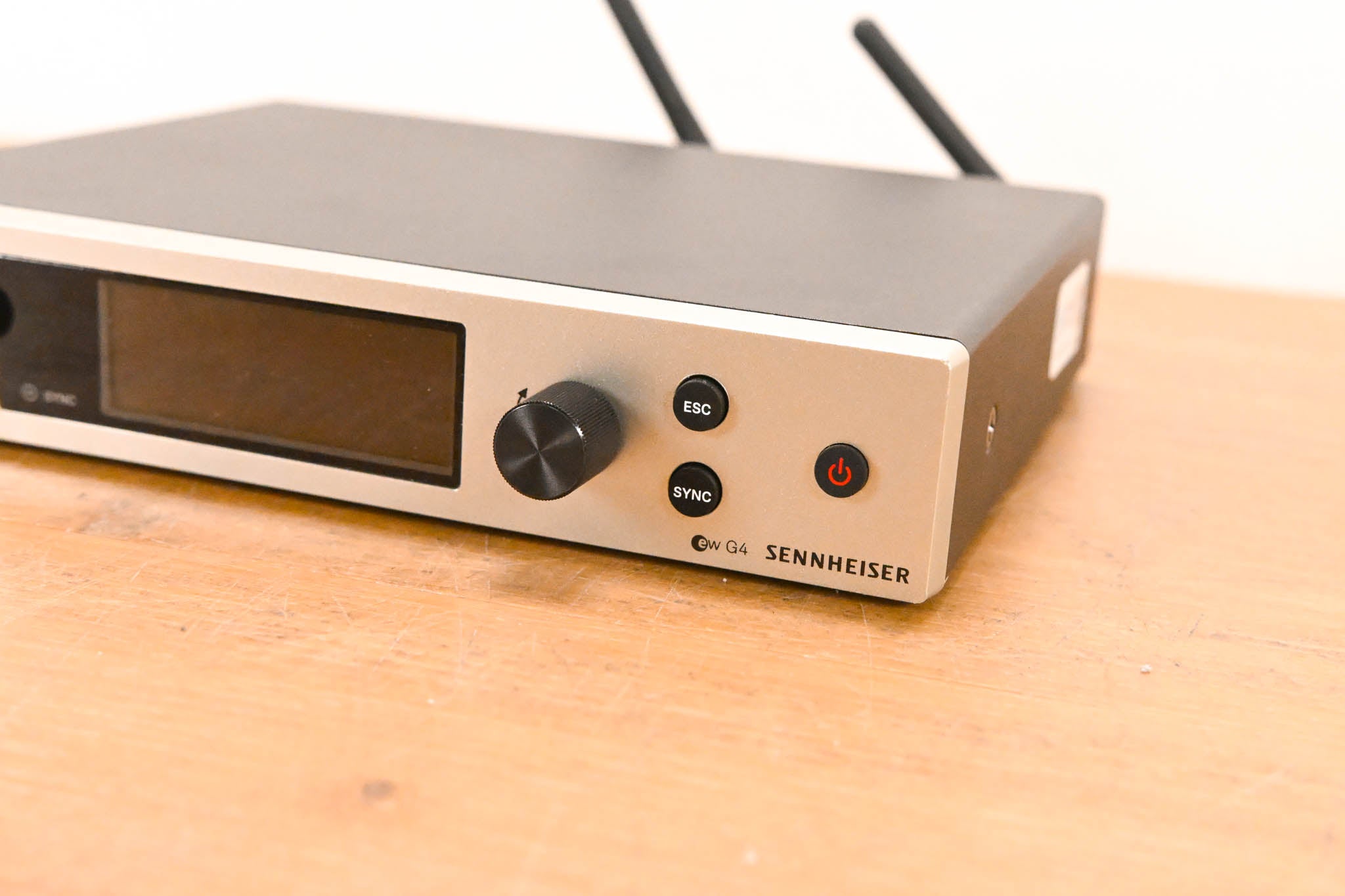 Sennheiser EW 500 G4-935 Handheld Microphone System - AW+ Band (NO PSU)