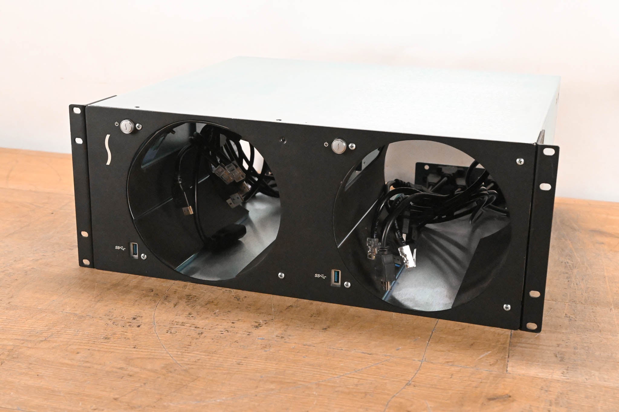 Sonnet RackMac Pro (with 2 Computer Mounting Modules)