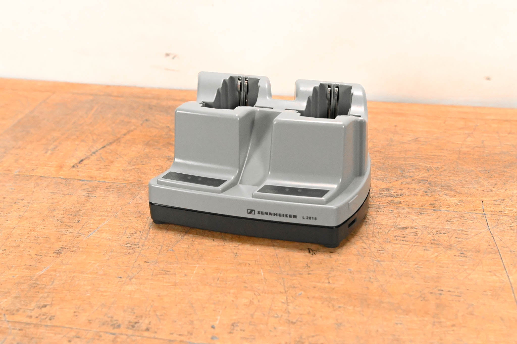 Sennheiser L 2015 Charging Station (NO POWER SUPPLY)