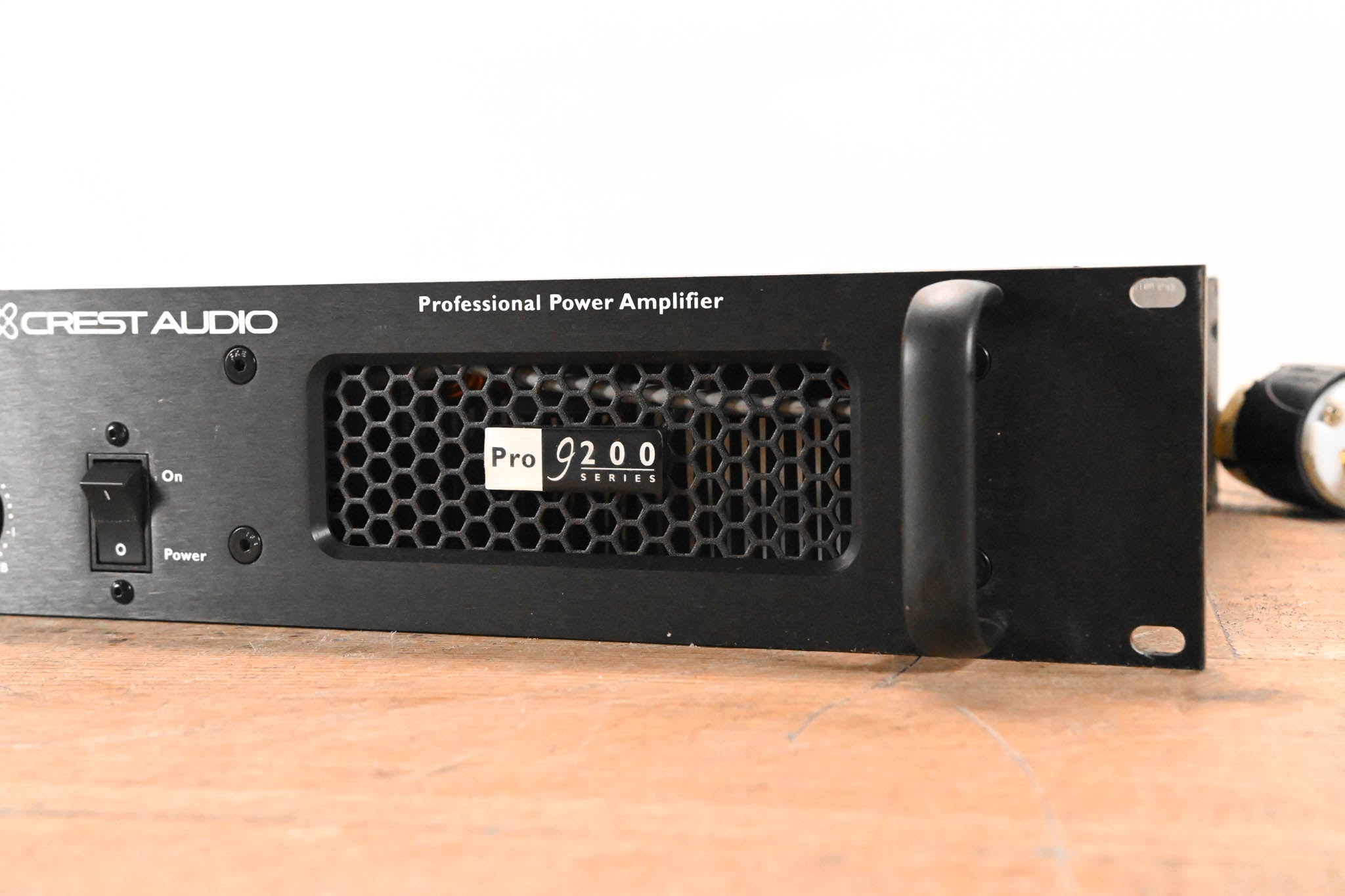 Crest Audio Pro 9200 2-Channel Power Amplifier