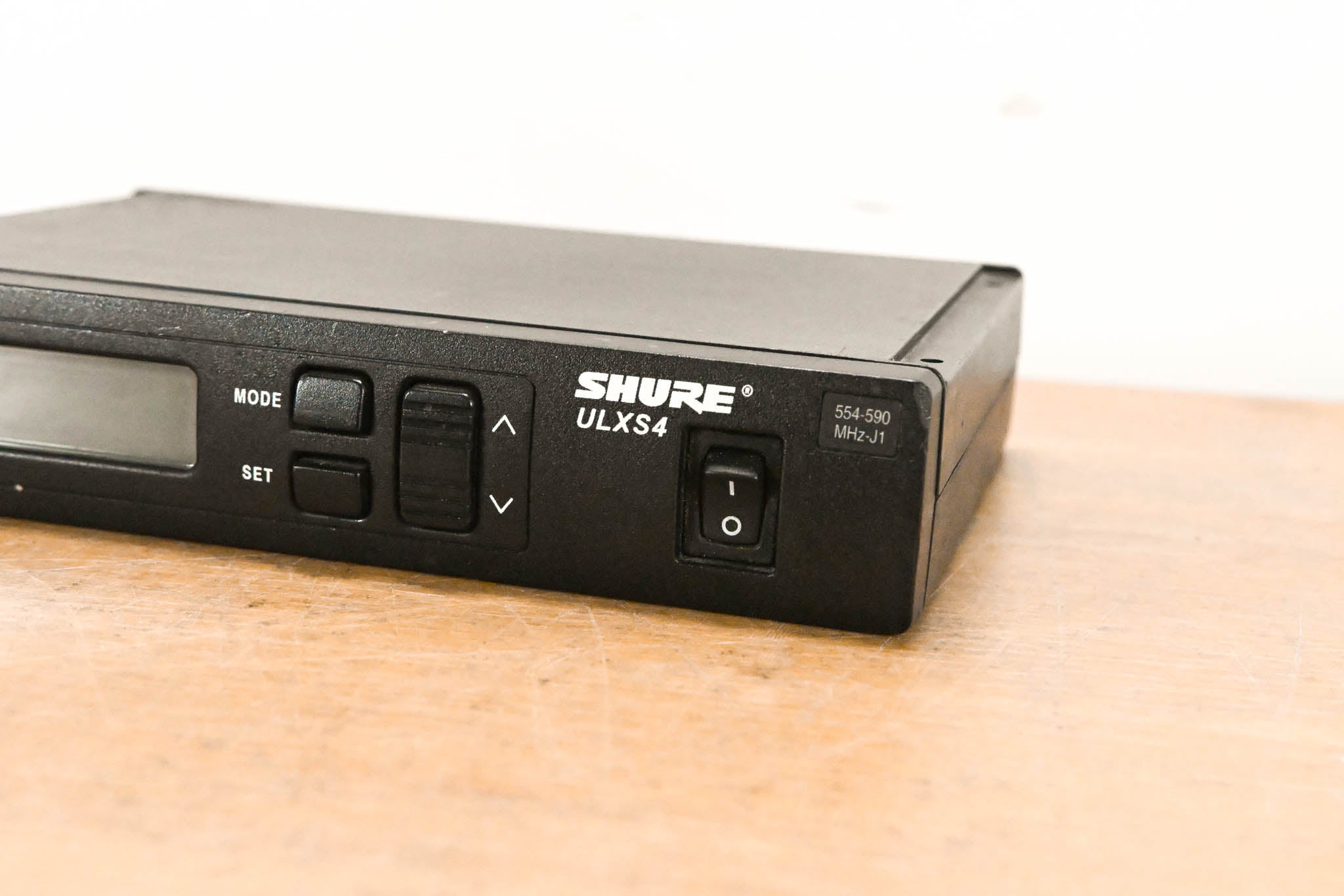 Shure ULXS4 Wireless Receiver - J1 Band: 554-590 MHz (NO POWER SUPPLY)
