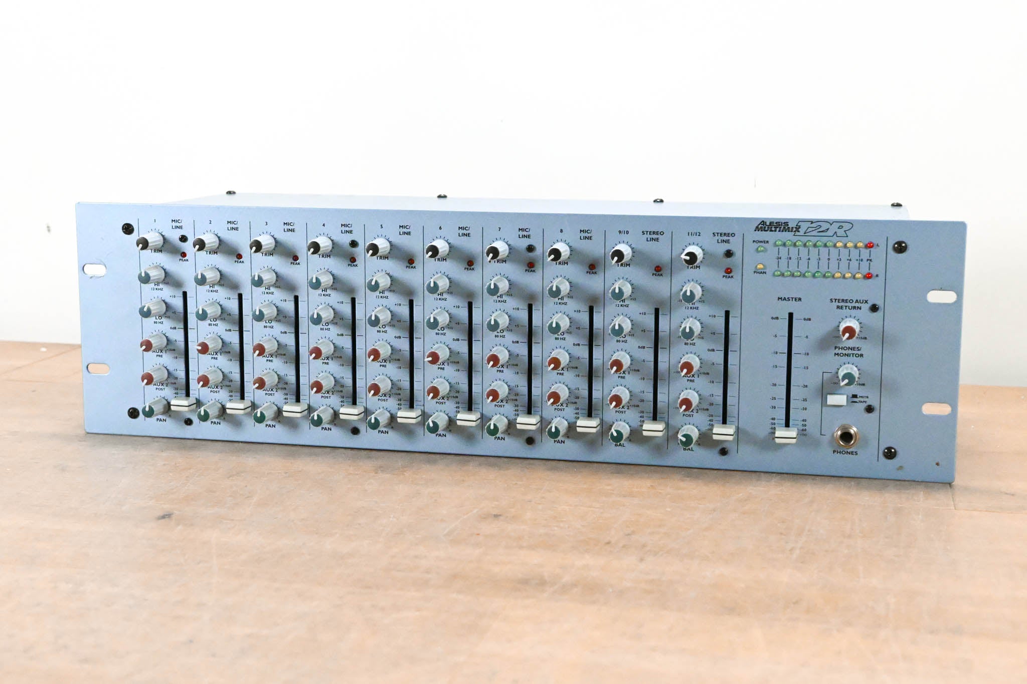 Alesis MultiMix 12R Rack-Mountable 12-Channel Stereo Mixer