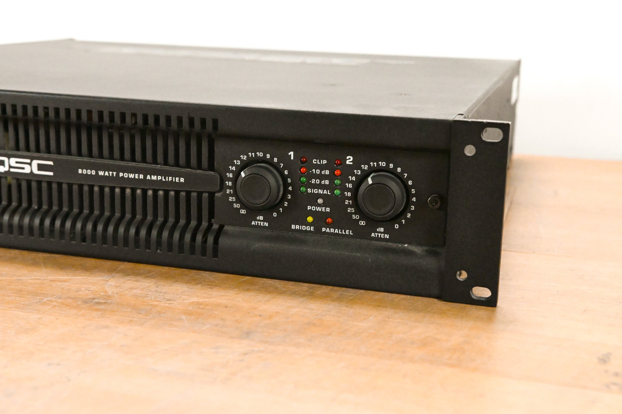 QSC PL380 Powerlight 3 Series 2-Channel Power Amplifier