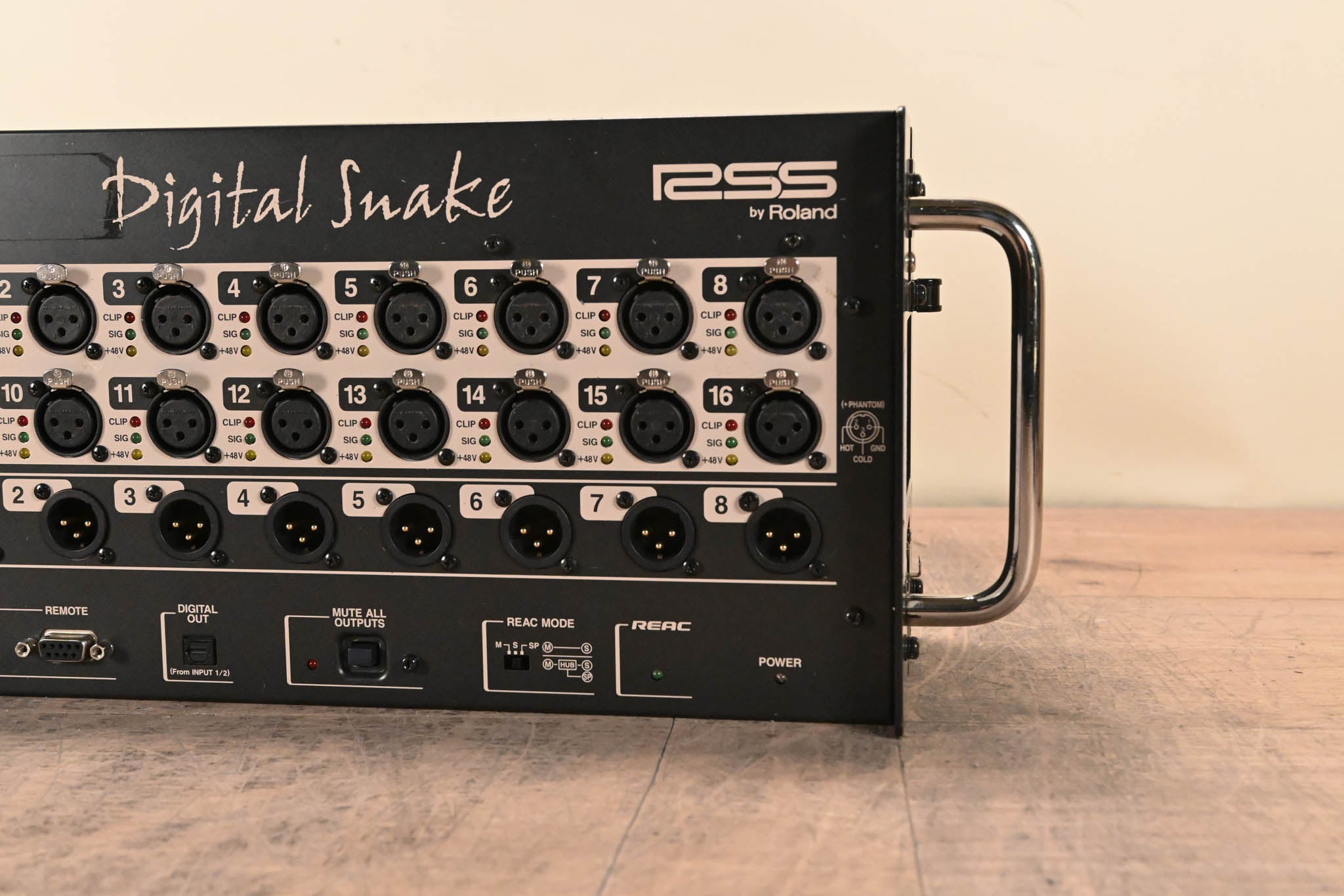 Roland S-1608 16 x 8 Stage Unit