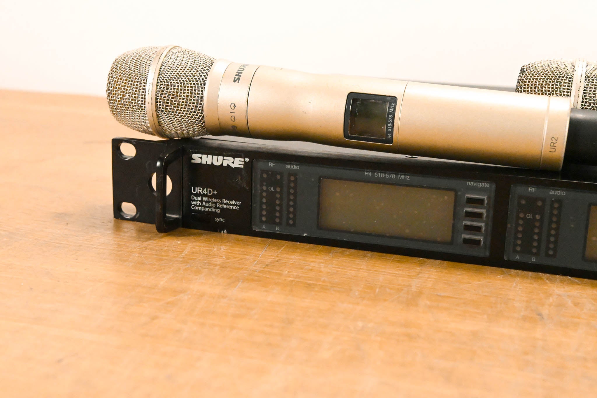 Shure UR4D+ Dual Wireless Receiver with UR2/KSM9 Mic Pair - H4 Band