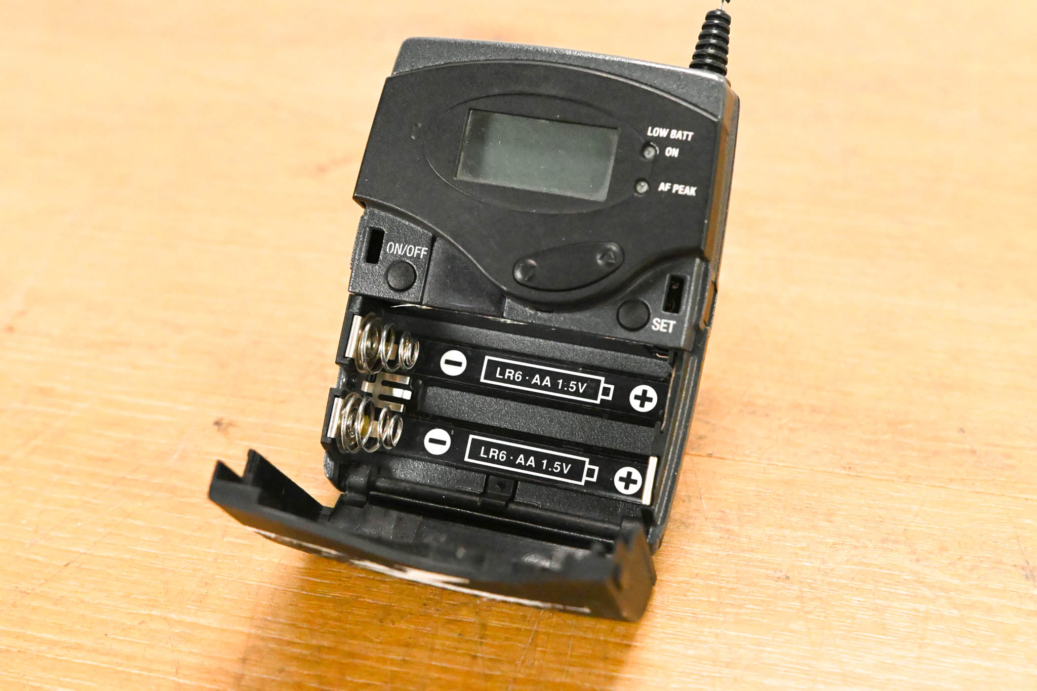 Sennheiser EM 300 G2 Receiver w/ SK 100 G2 Bodypack 740-776 MHz (NO PSU)