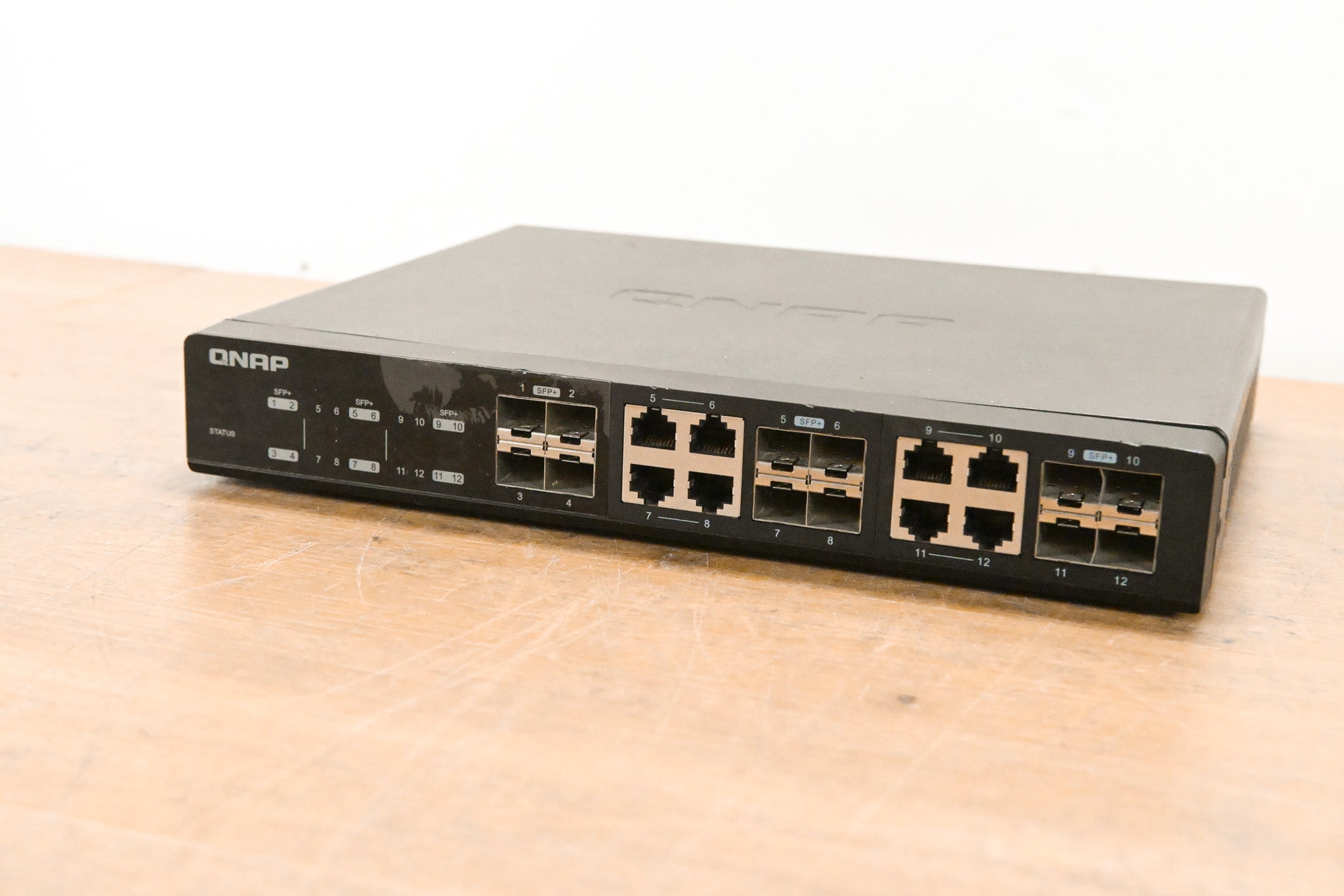 QNAP QSW-1208-8C 12-Port 10GbE Unmanaged Network Switch