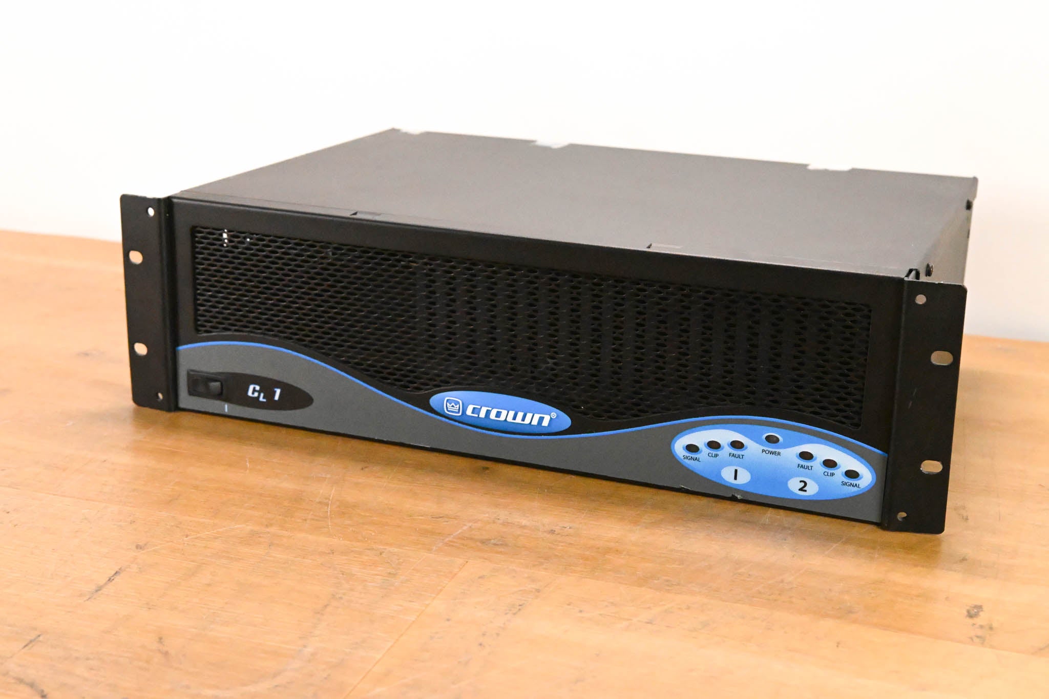 Crown CL1 2-Channel Power Amplifier