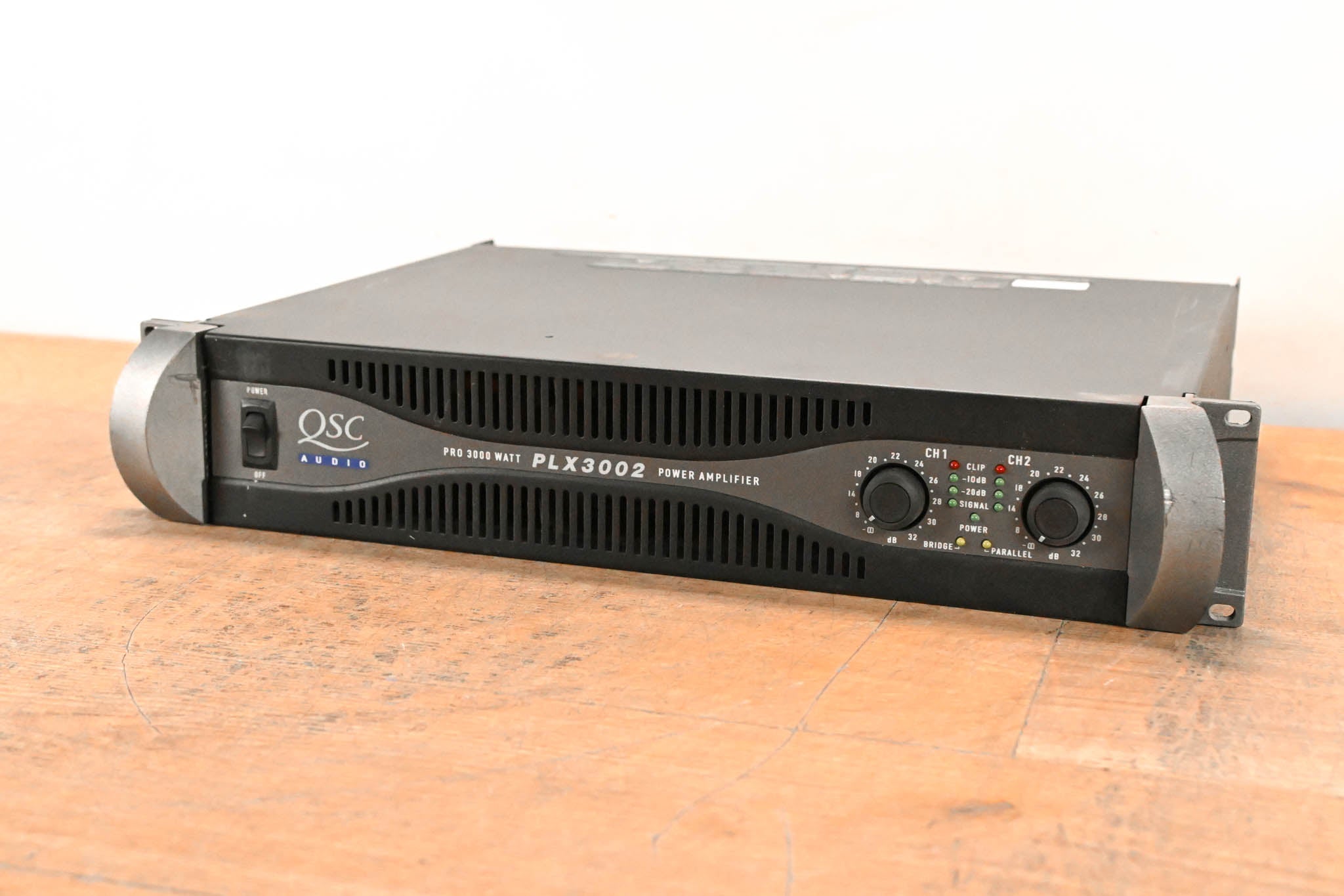 QSC PLX3002 2-Channel Power Amplifier