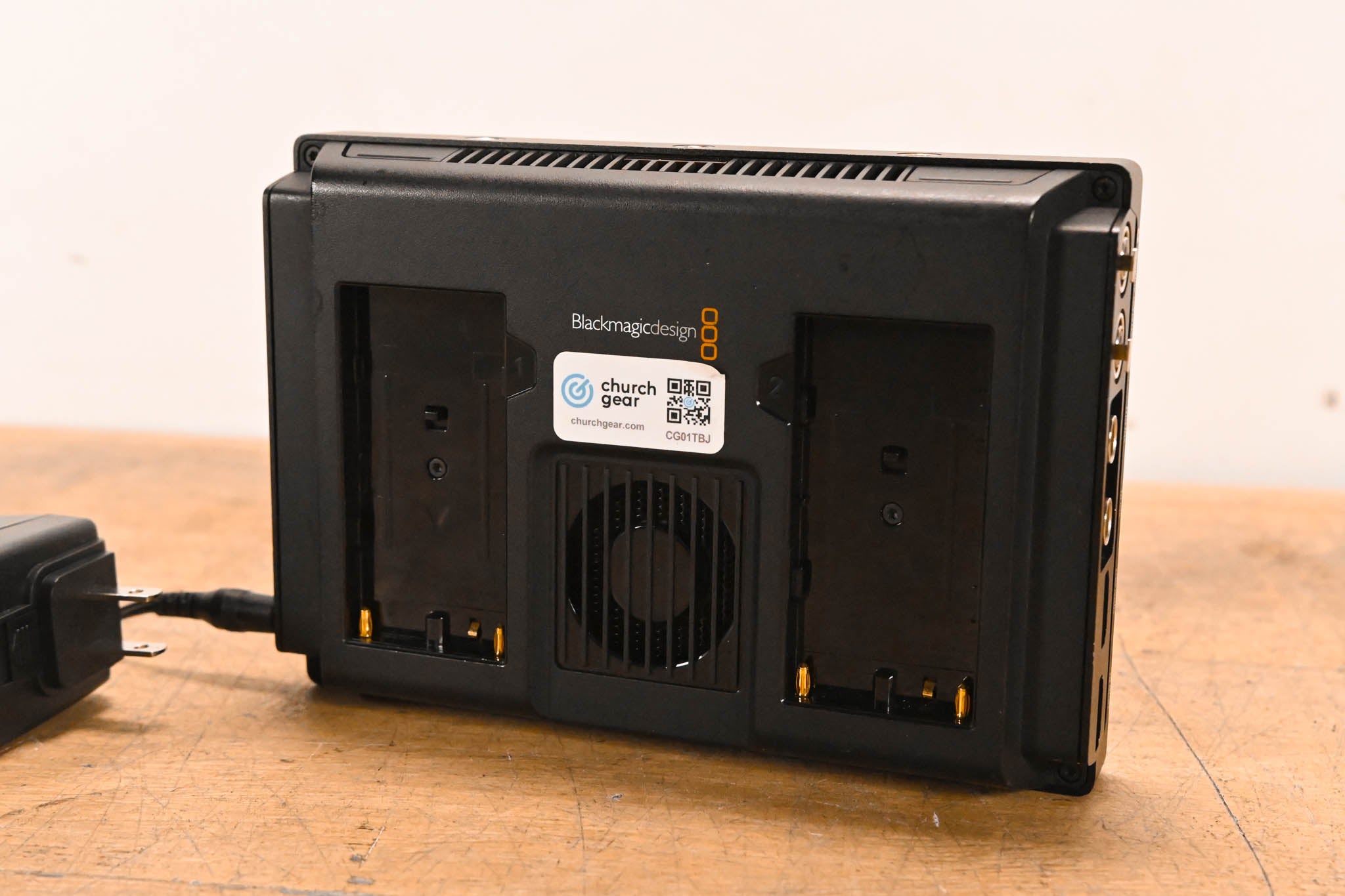 Blackmagic Design Video Assist 7" 12G-SDI/HDMI HDR Recording Monitor