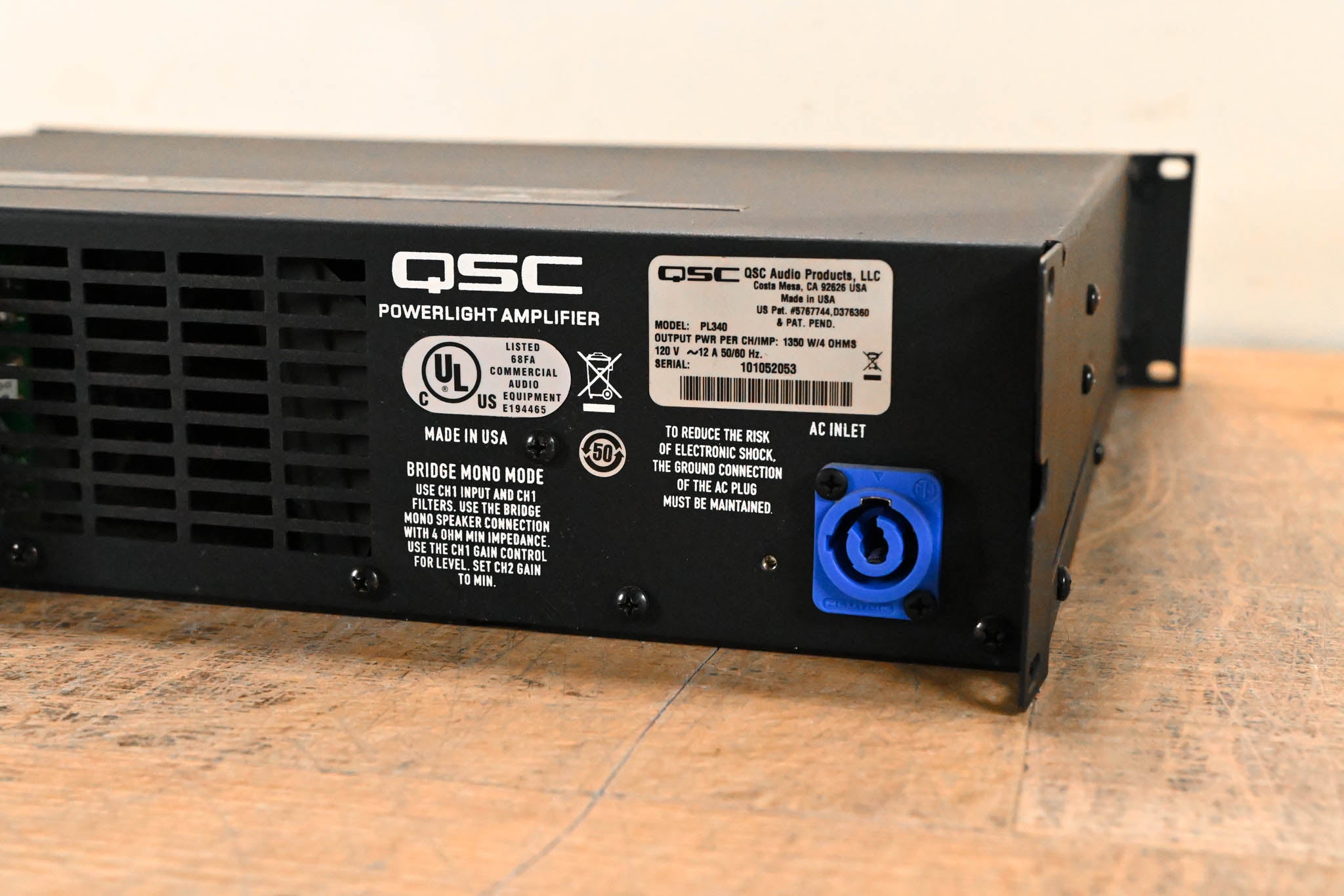 QSC PL340 Powerlight 3 Series 2-Channel Power Amplifier