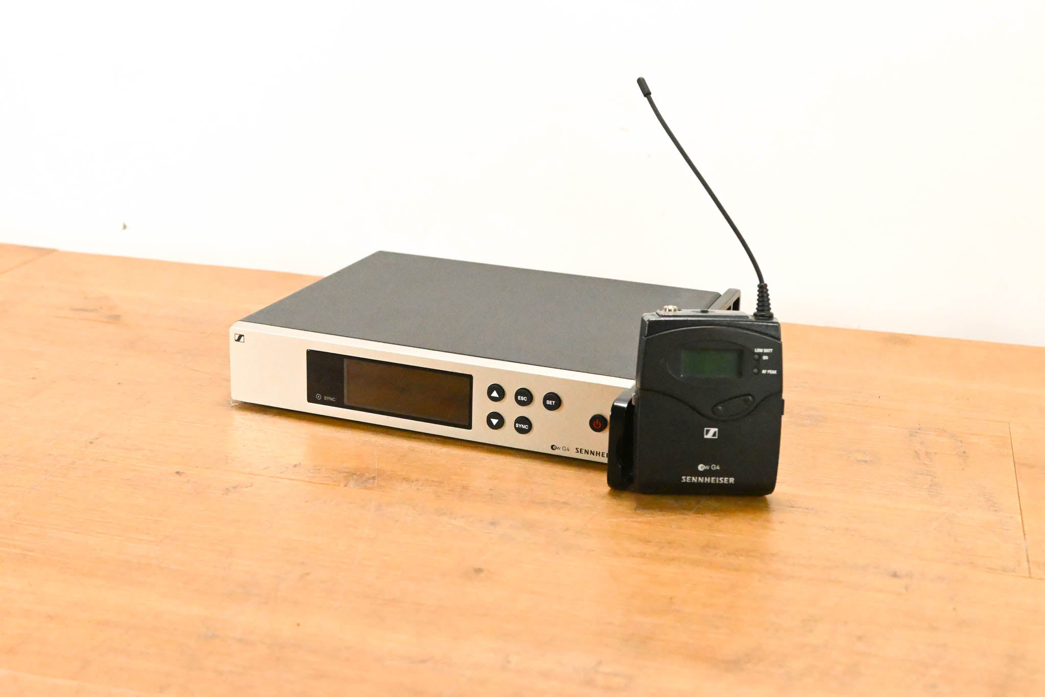 Sennheiser ew 100 G4 Bodypack Wireless System - A Range NO POWER SUPPLY