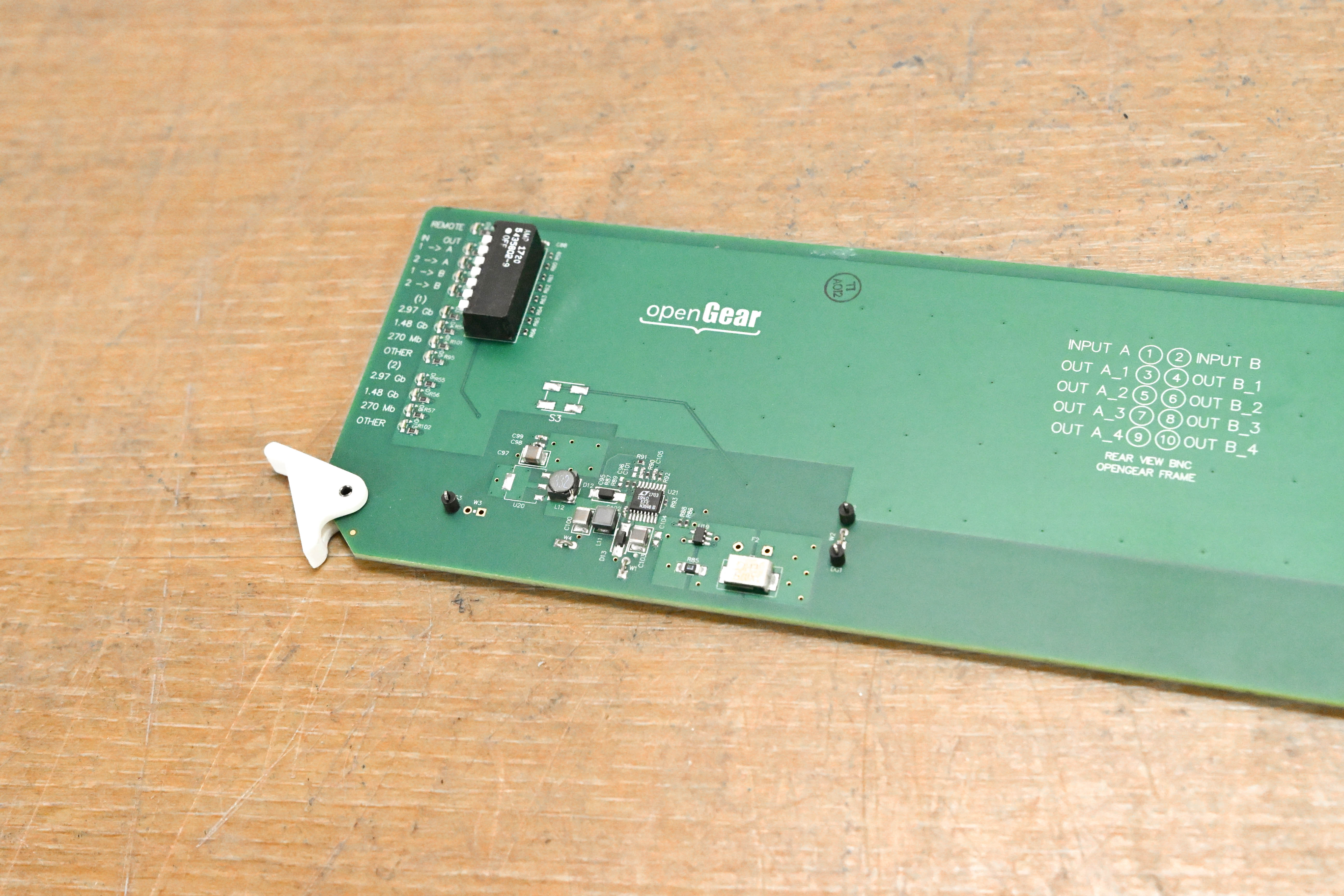 Cobalt 9003 3G/HD/SD Reclocking Distribution Amplifier