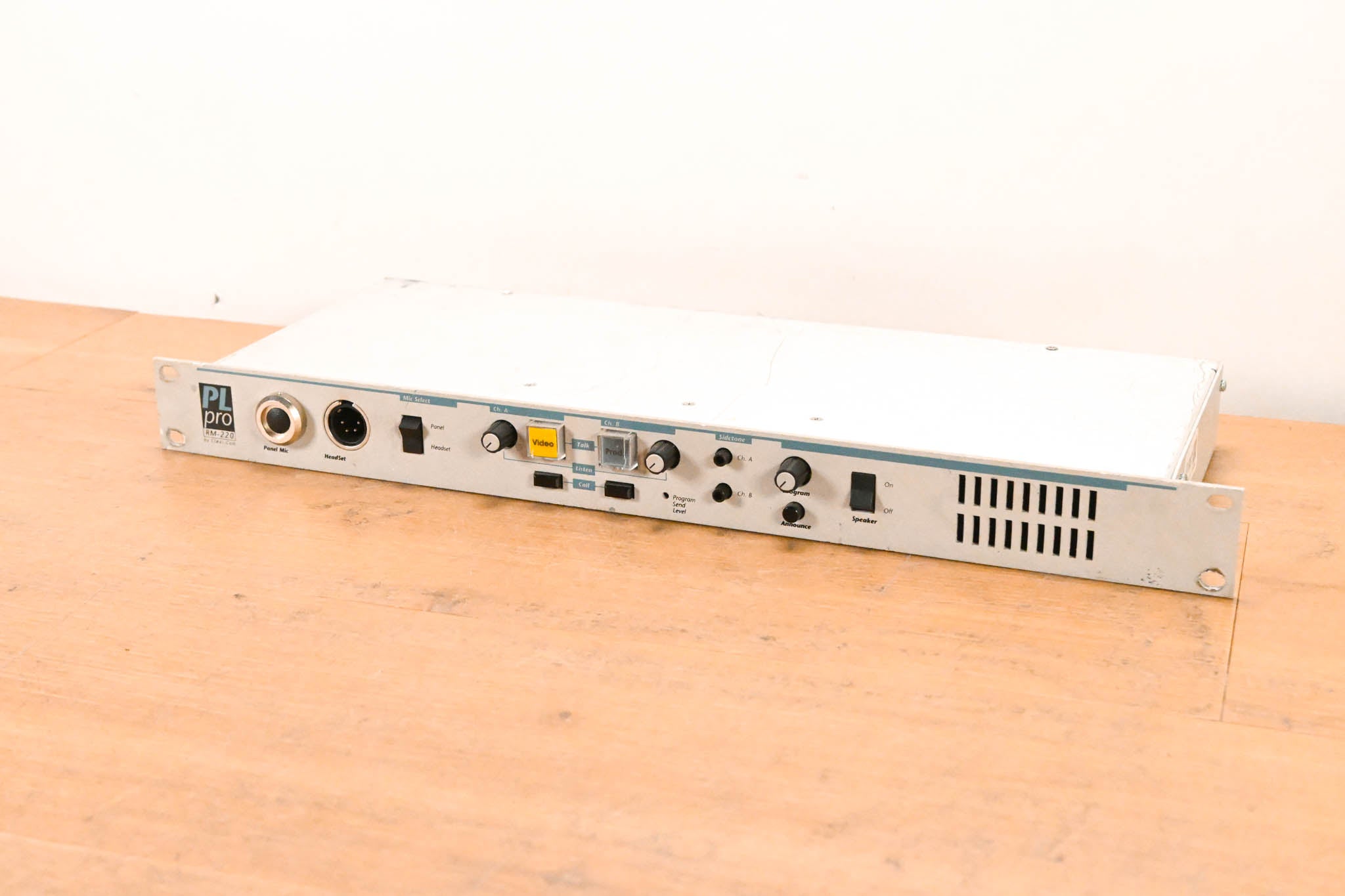 Clear-Com RM-220 2-Channel Remote Station