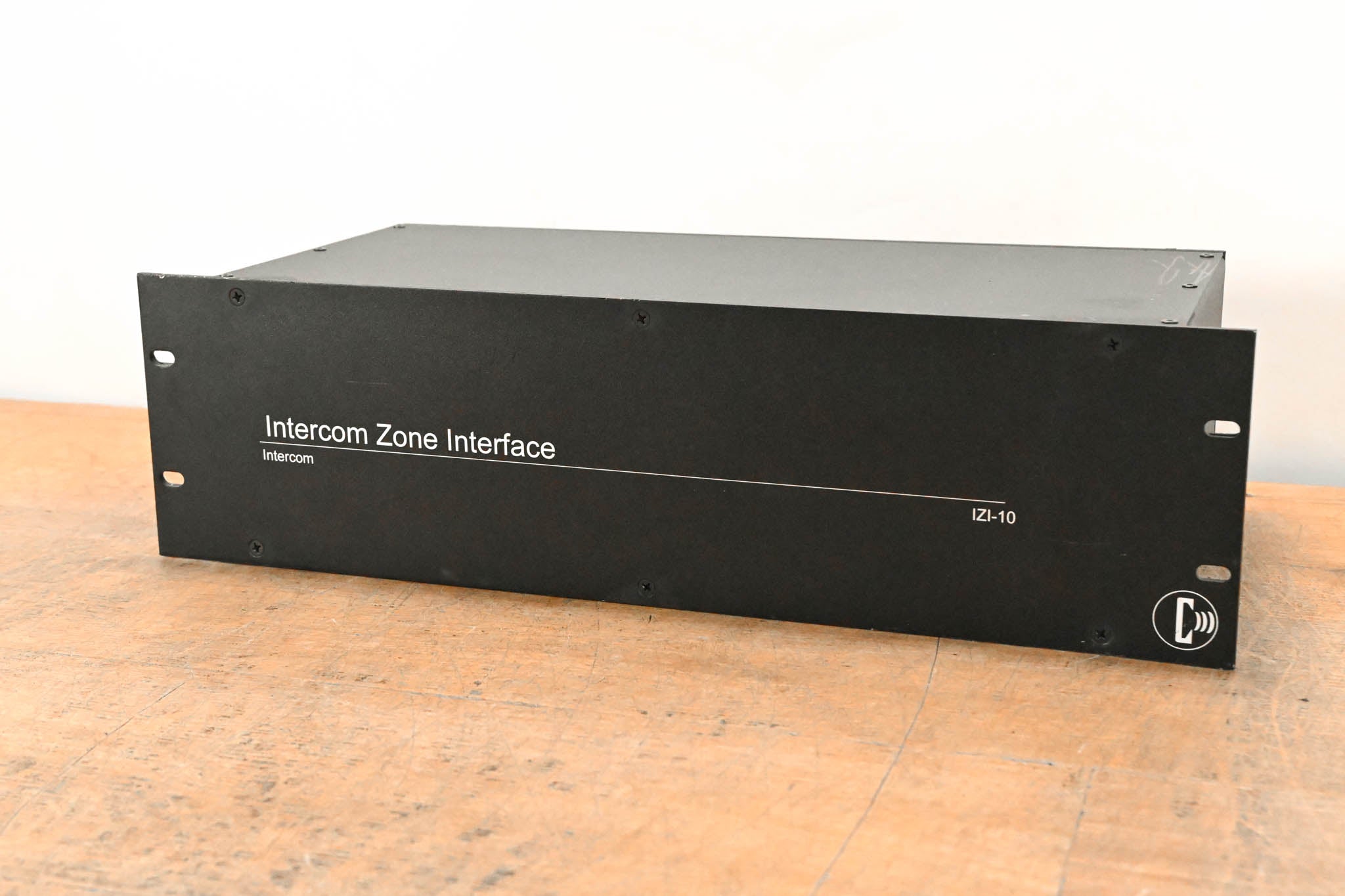 Intercom IZI-10 Intercom Zone Interface