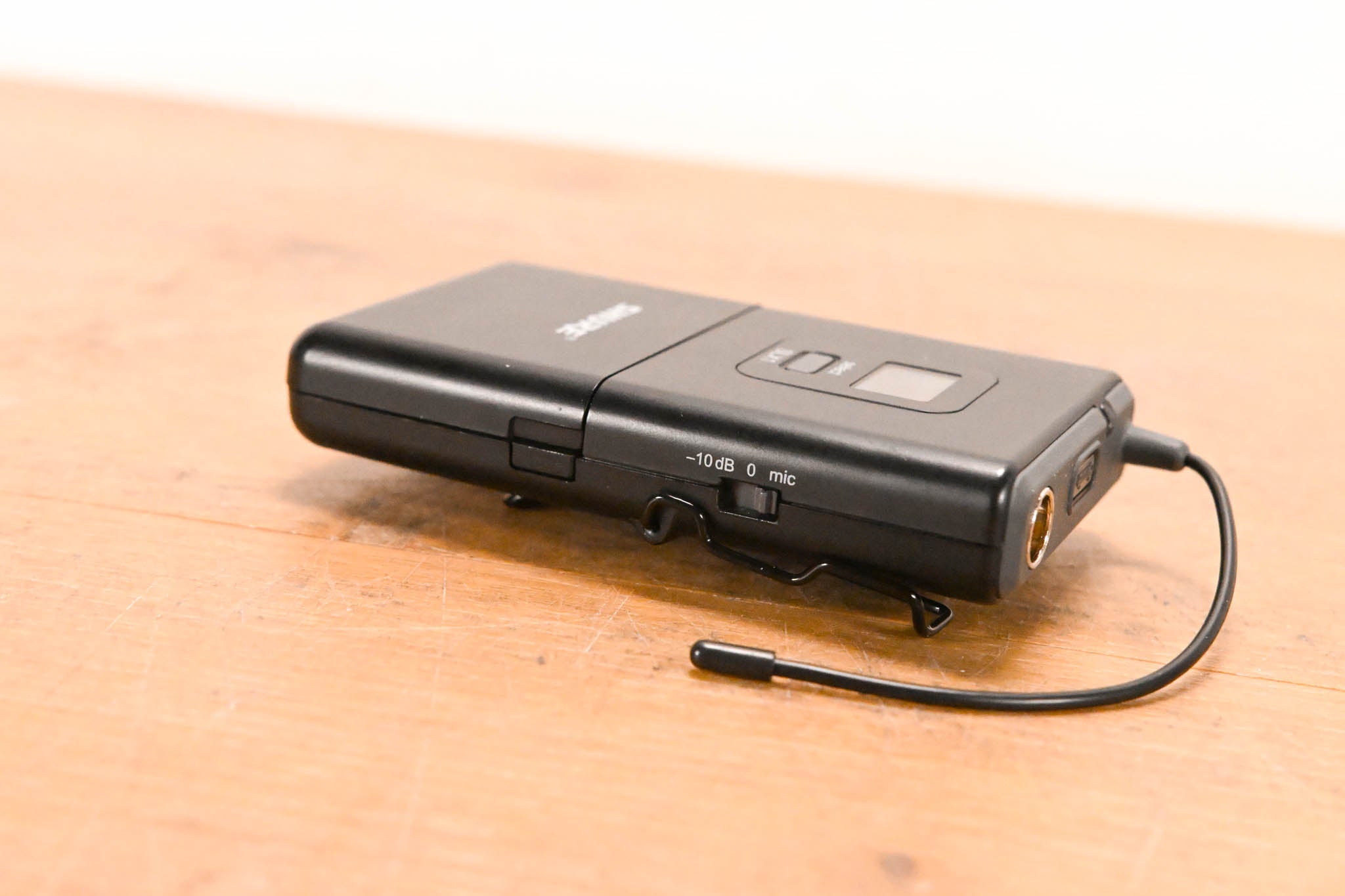 Shure SLX14 Bodypack Wireless System - J3 Band (NO POWER SUPPLY)