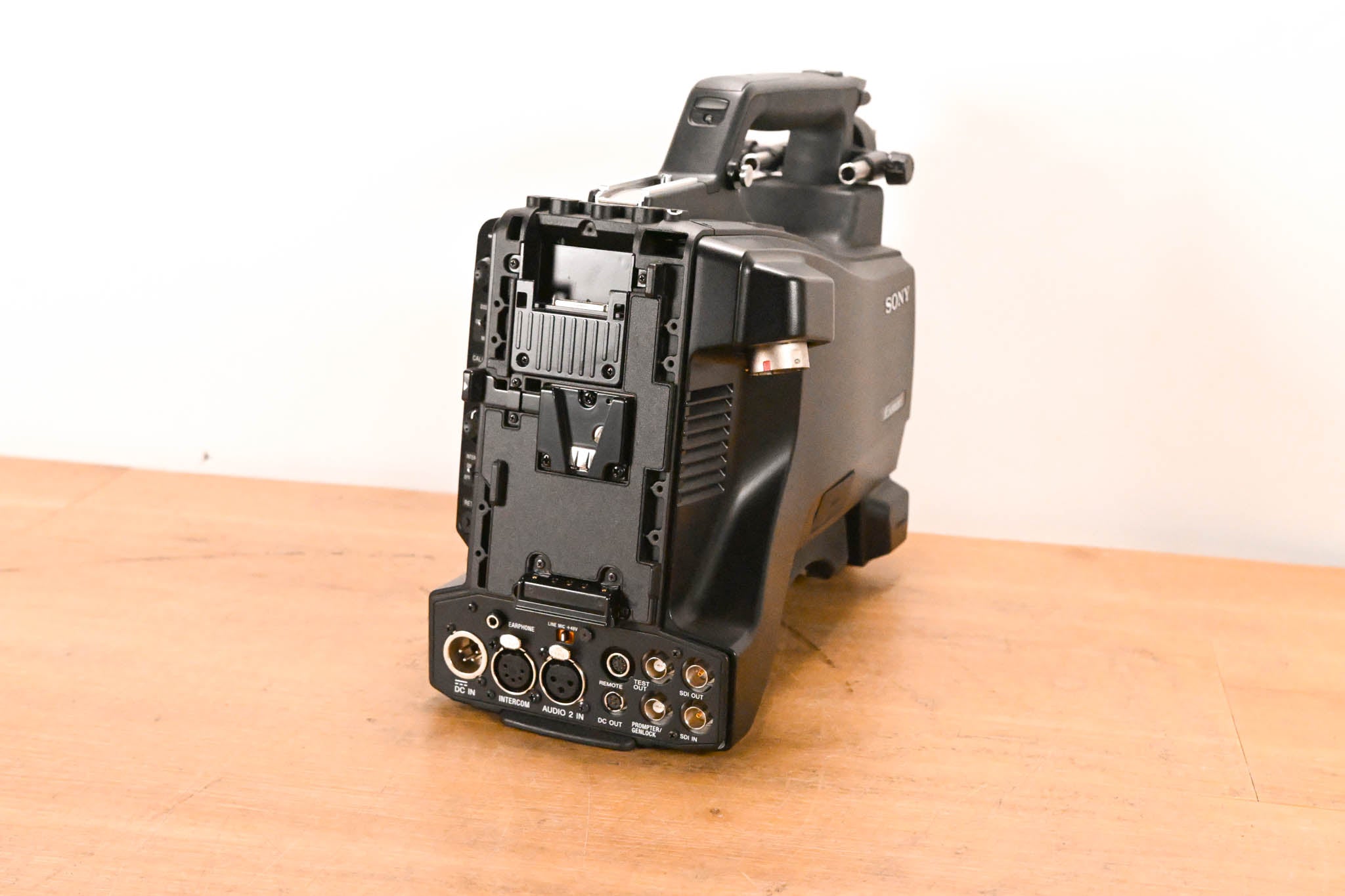Sony HXC-D70 HD/SD Studio Camera