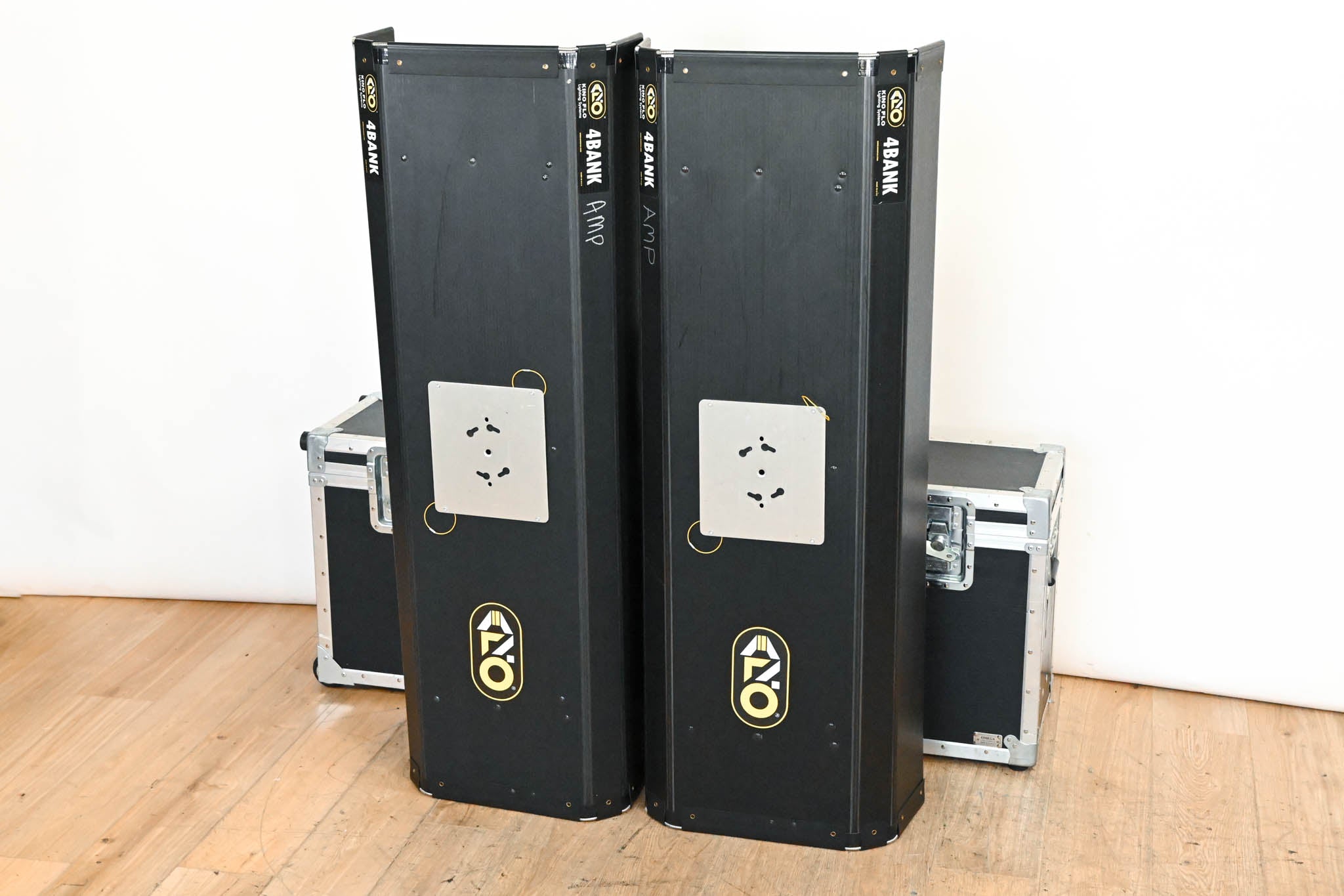 Kino Flo Select 4Bank 2-Light Gaffer Kit