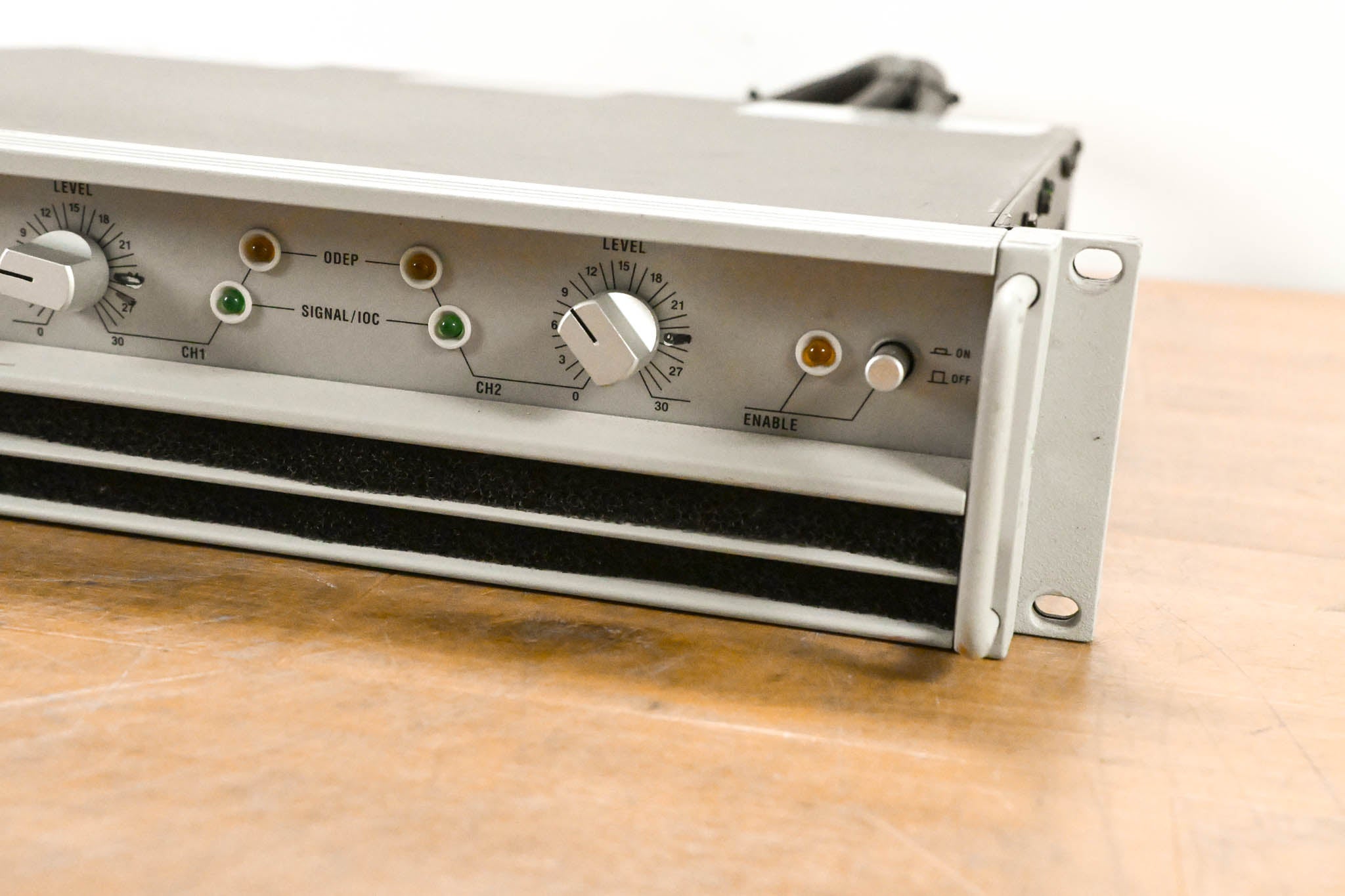 Crown Macro-Tech 3600VZ 2-Channel Power Amplifier