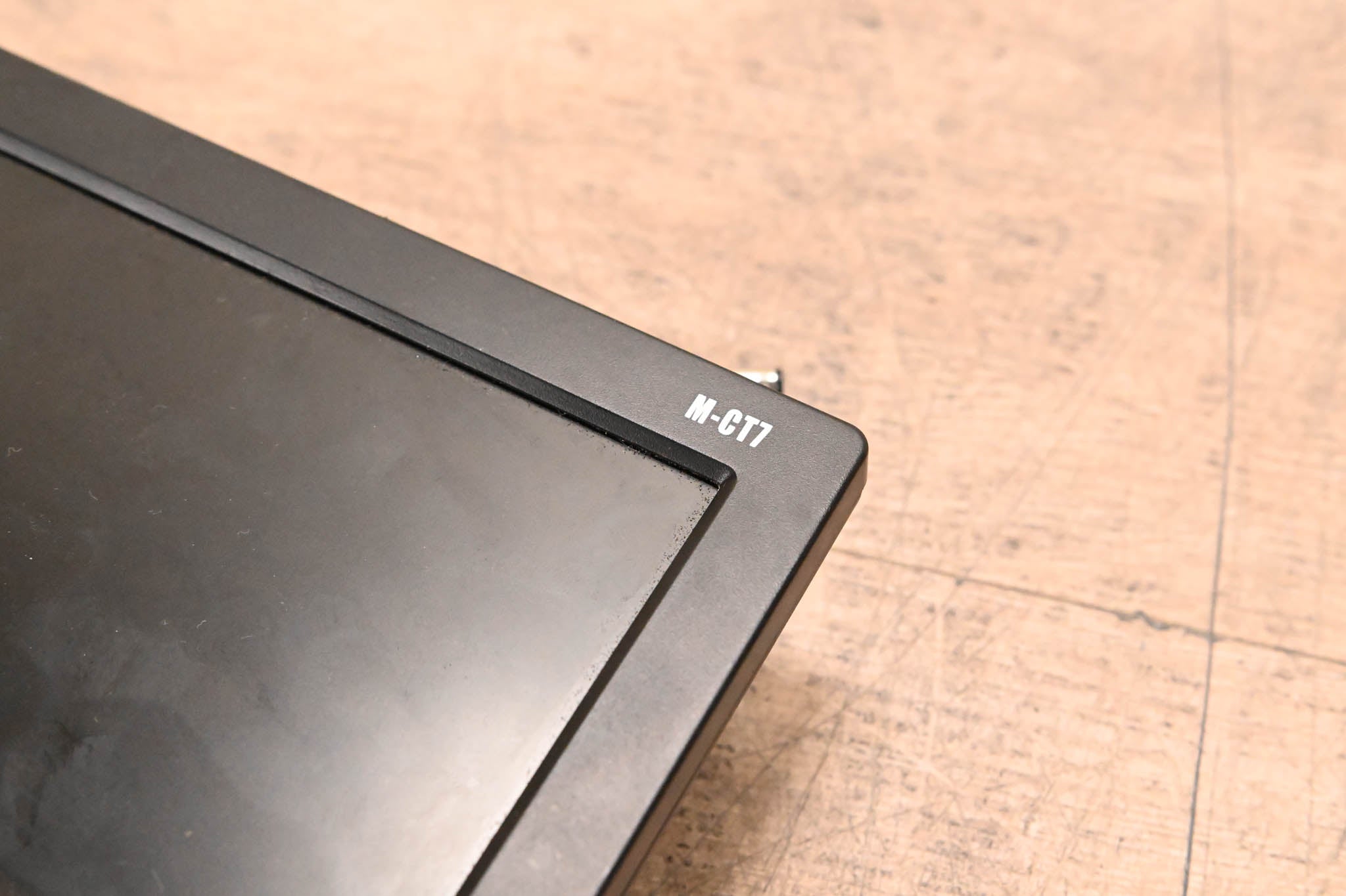 Marshall M-CT7 7" Portable Camera-Top LCD Field Monitor