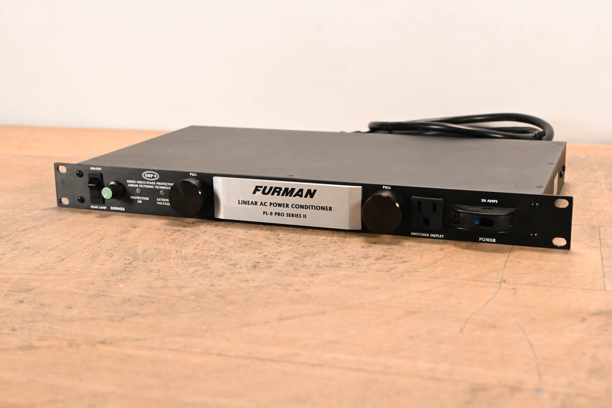 Furman PL-8 Pro Series II Power Conditioner, Distributor