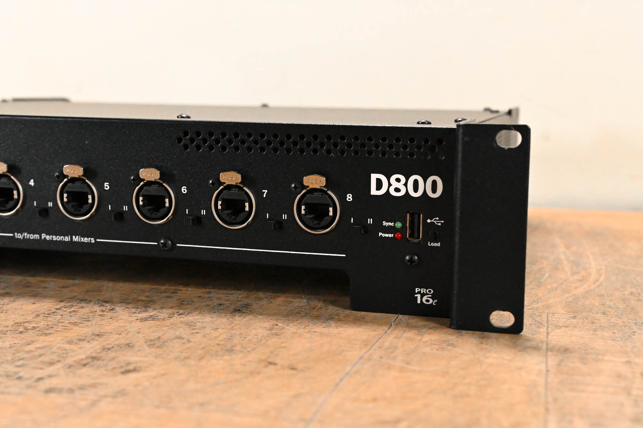 Aviom D800 A-Net Distributor