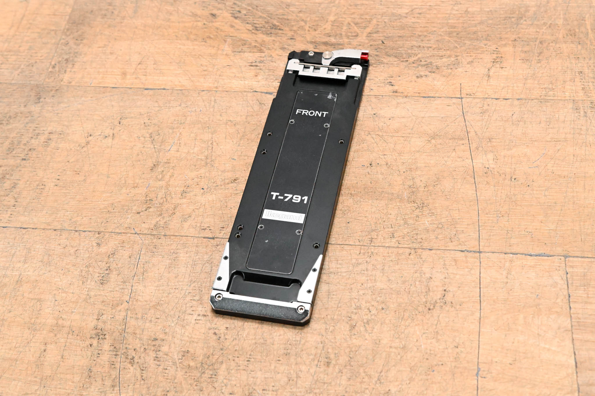 Ikegami T-791 Tripod Mounting Plate