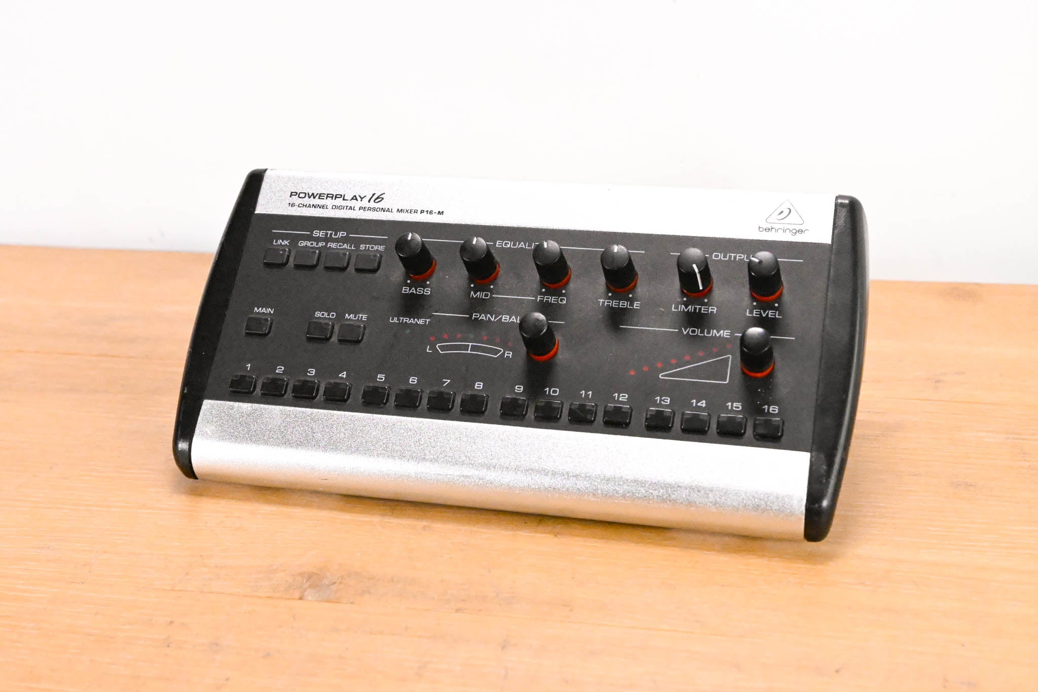Behringer Powerplay P16-M 16-Channel Digital Personal Mixer