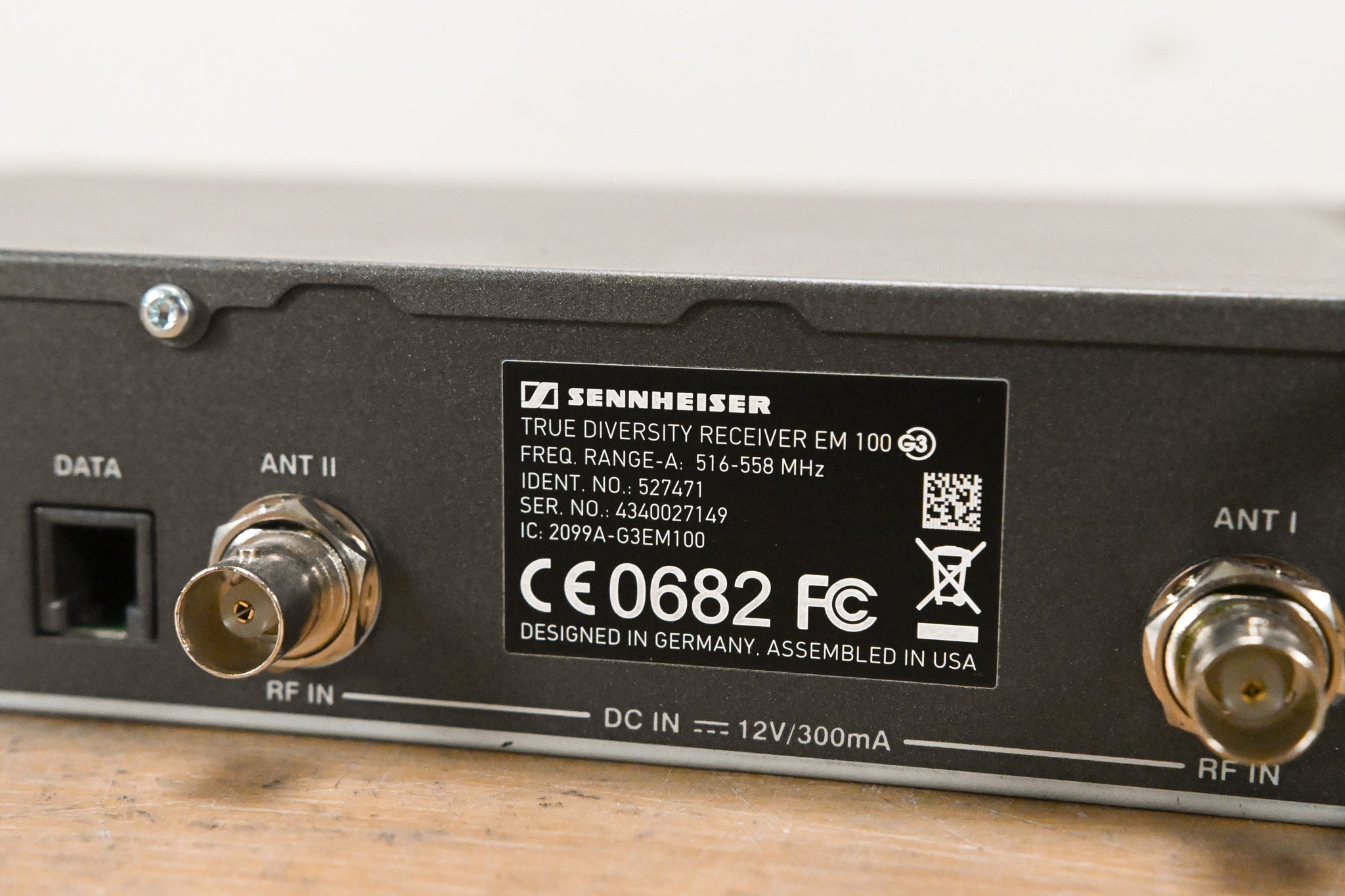 Sennheiser EM 100 G3 Wireless Receiver - 516-558 MHz (NO POWER SUPPLY)