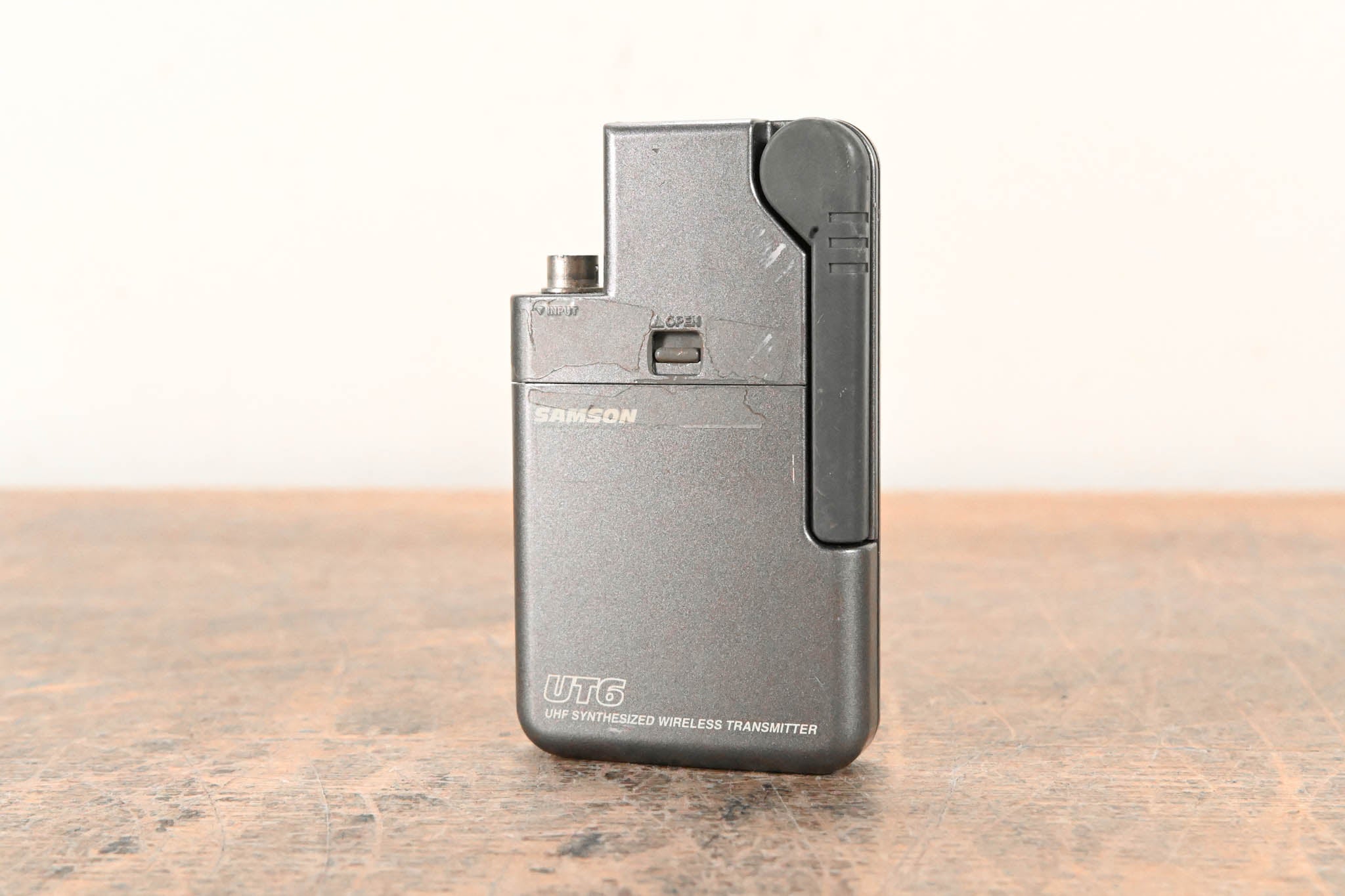 Samson UT6X VHF Wireless Bodypack Transmitter