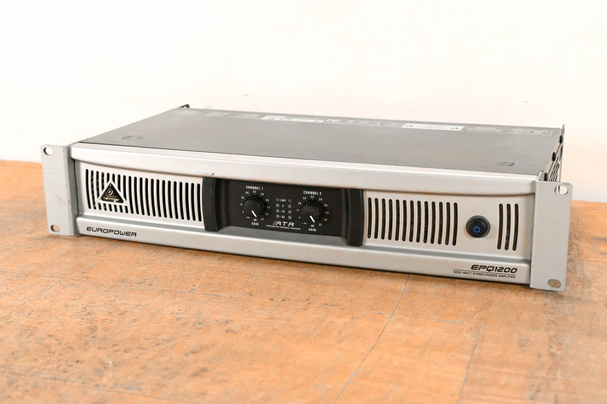 Behringer Europower EPQ1200 Stereo Power Amplifier