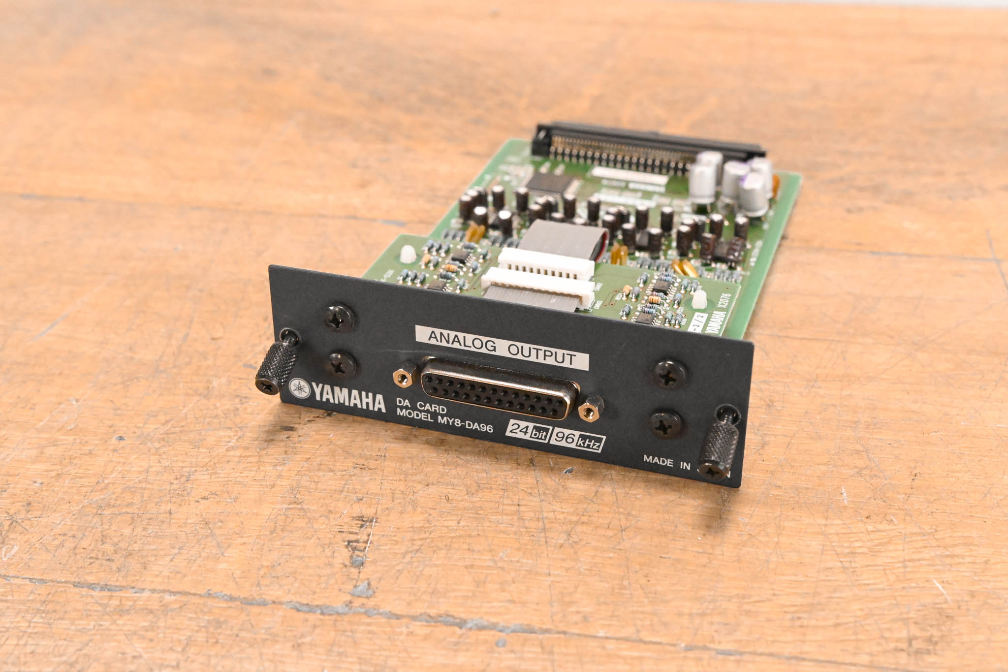 Yamaha MY8-DA96 24-bit, 96kHz 8-Channel Analog Output Card