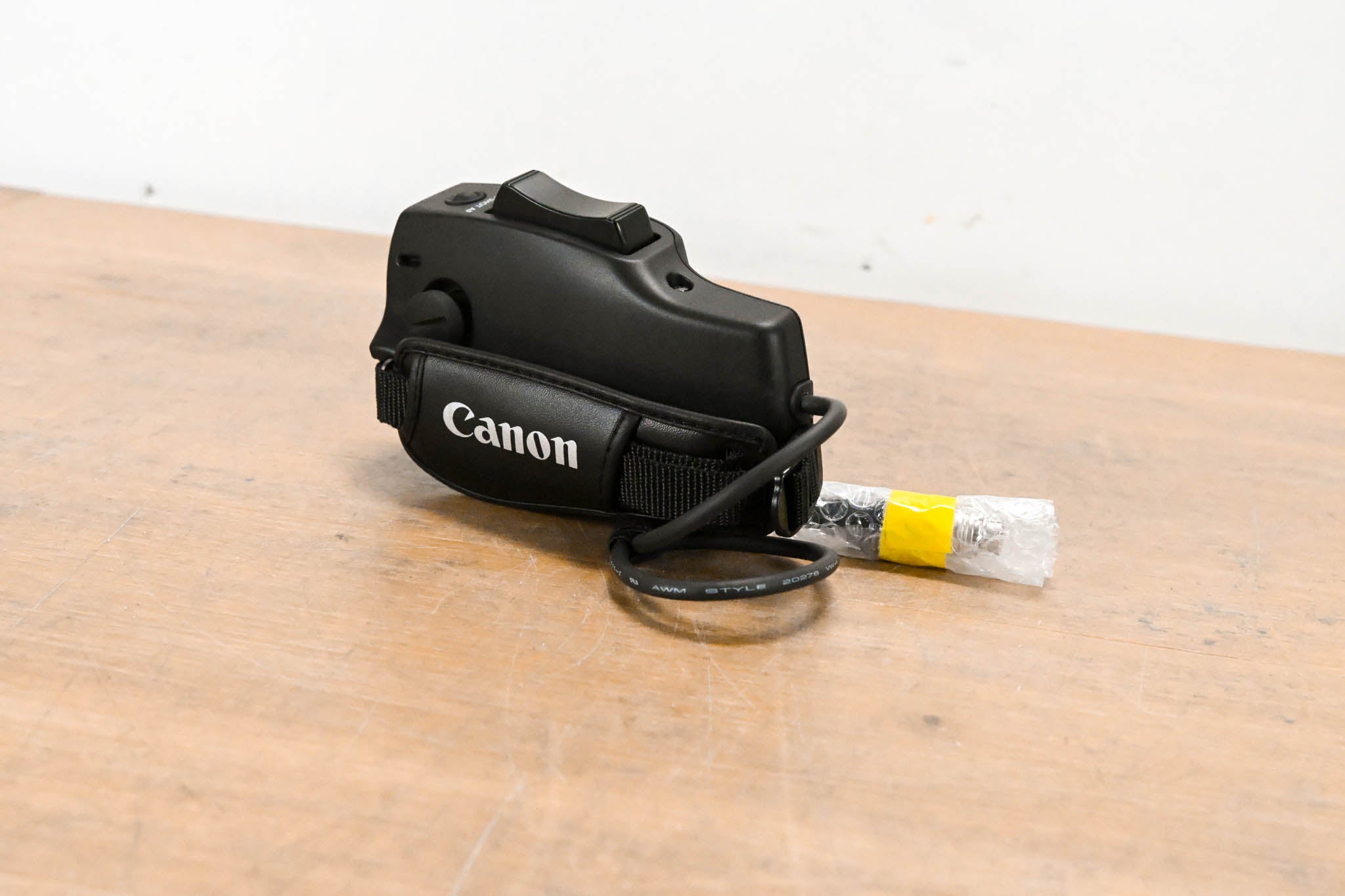 Canon ZSG-C10 Zoom Grip for COMPACT-SERVO Lens