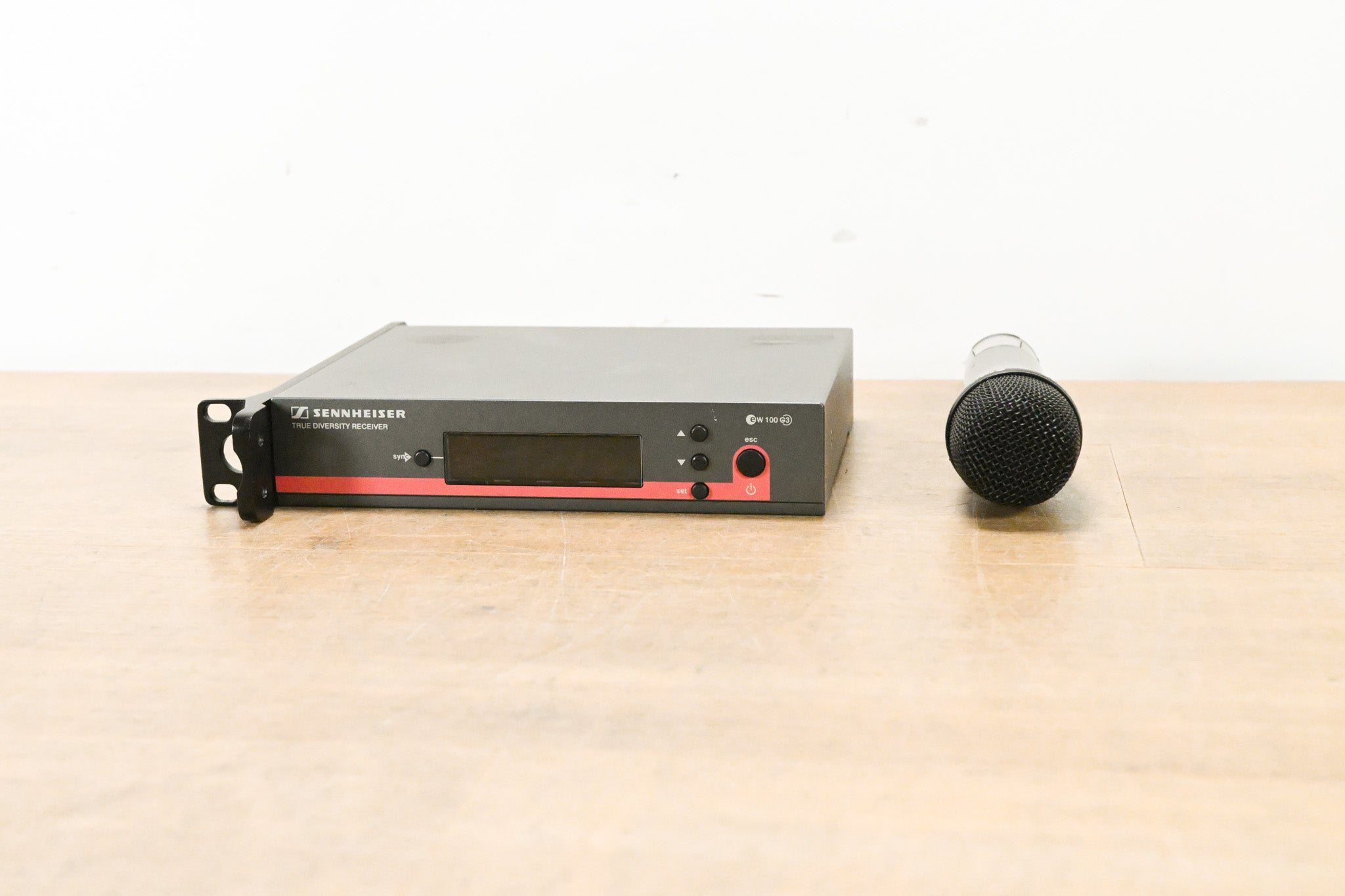 Sennheiser ew 100 G3 Handheld Wireless System A Range - NO POWER SUPPLY