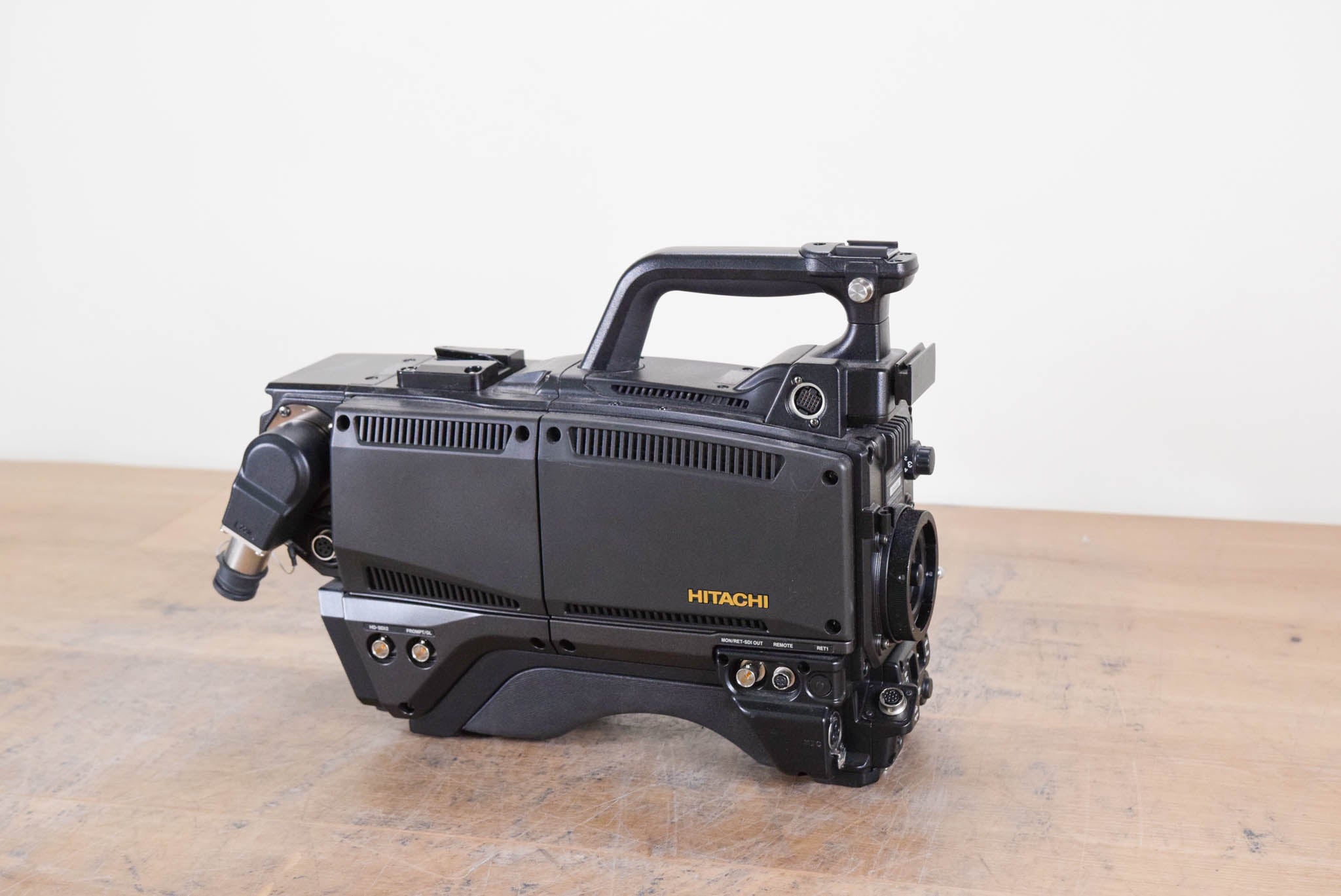 Hitachi Z-HD5000 HDTV Camera with CA-HF1000 Camera Adaptor