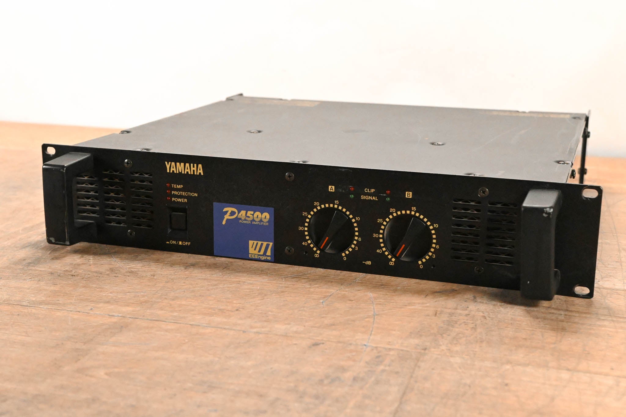 Yamaha P4500 2-Channel Power Amplifier