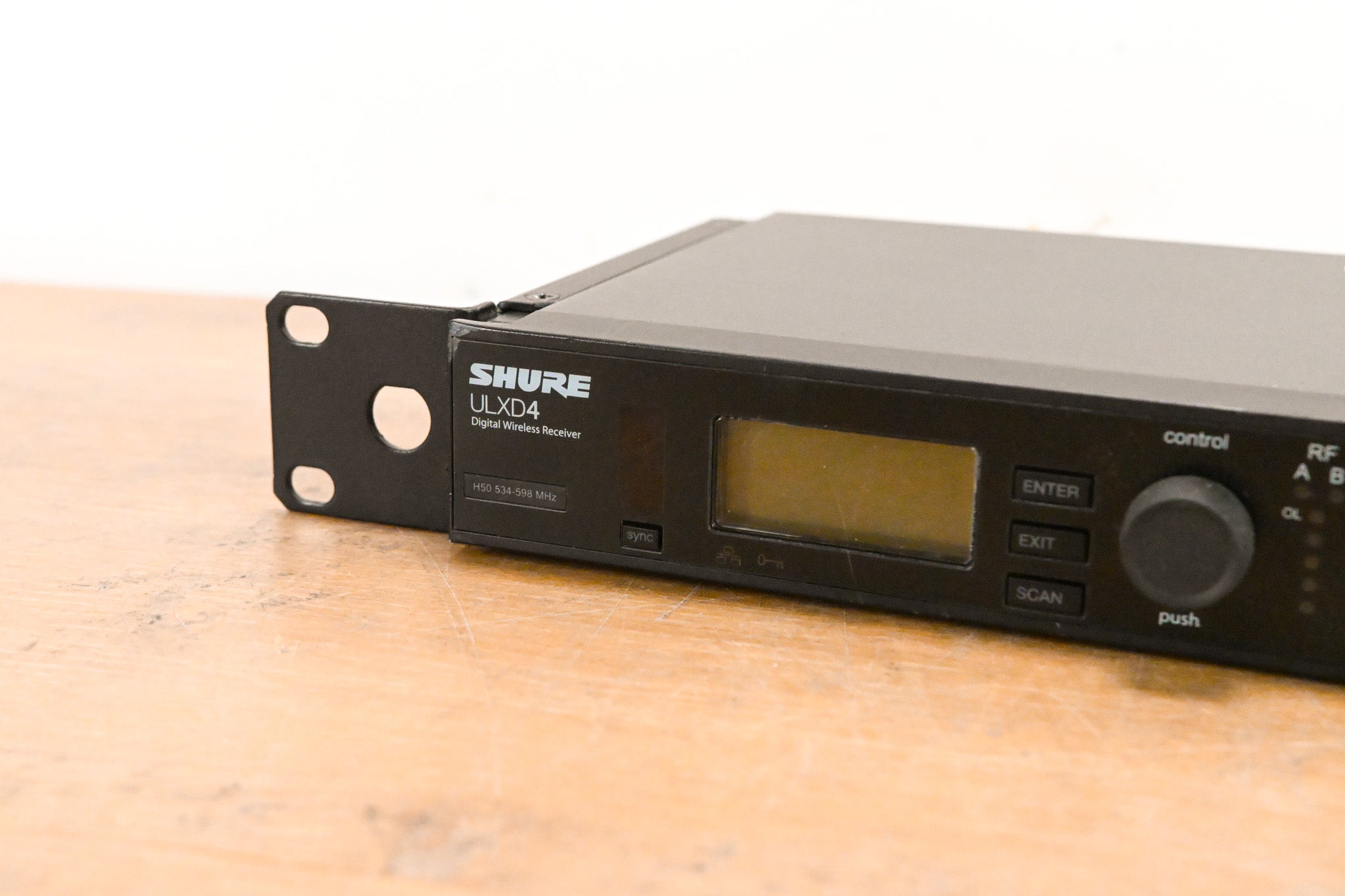 Shure ULXD4 Digital Wireless Receiver - H50 Band: 534-598 MHz (NO PSU)