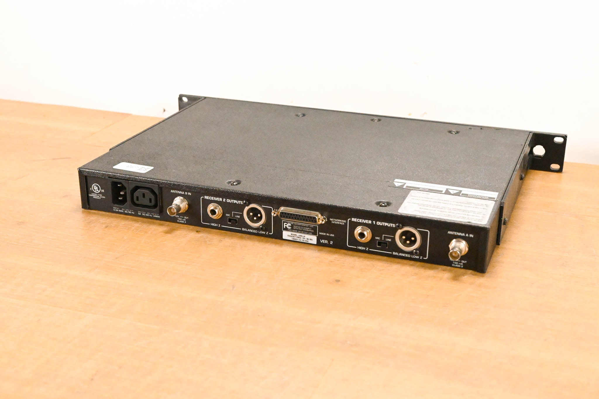Shure U4D-J4 Wireless Receiver w/ two U2/BETA87A Handheld Mics - J4 Band