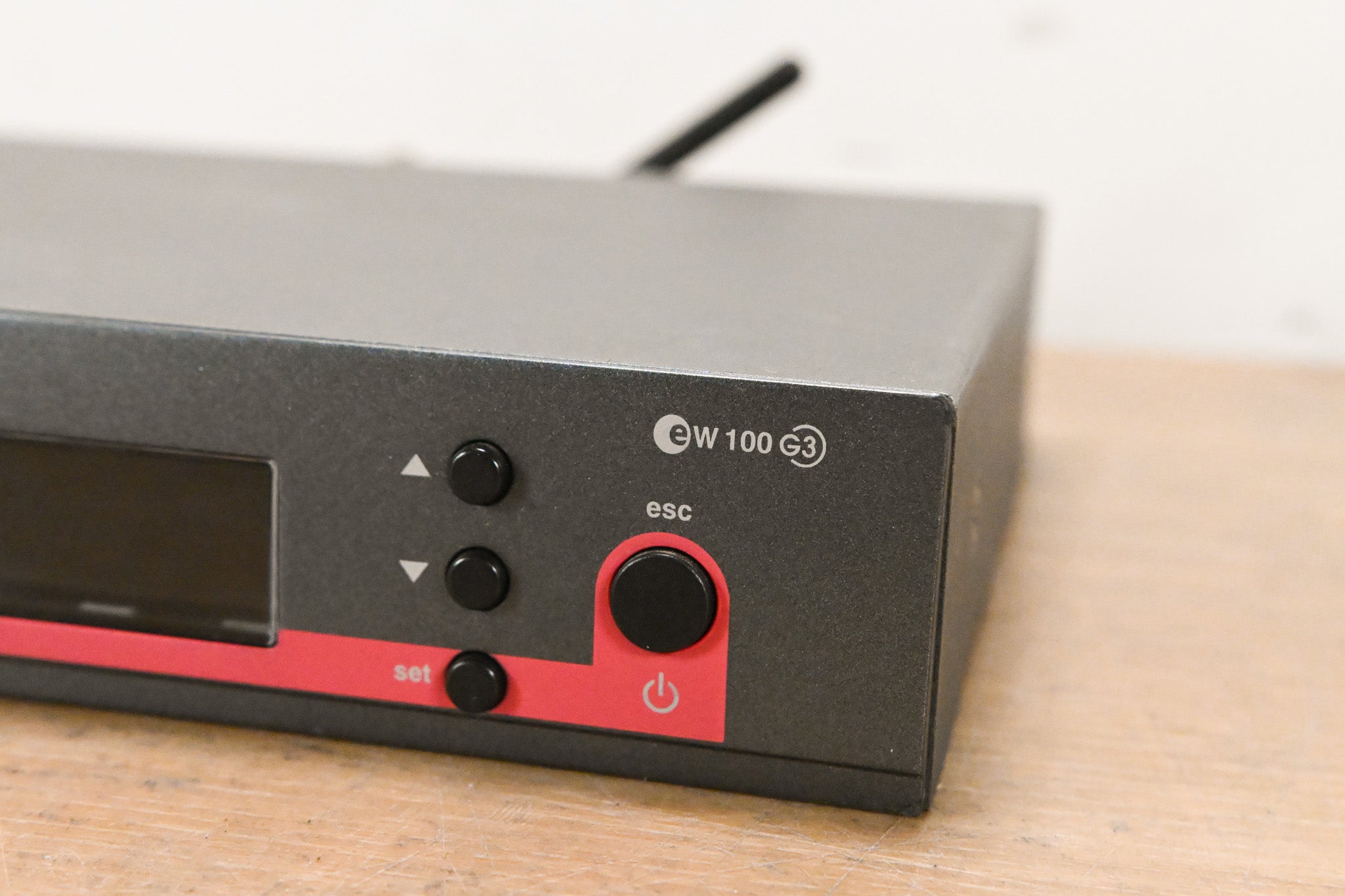 Sennheiser EM 100 G3 Wireless Receiver - 516-558 MHz (NO POWER SUPPLY)