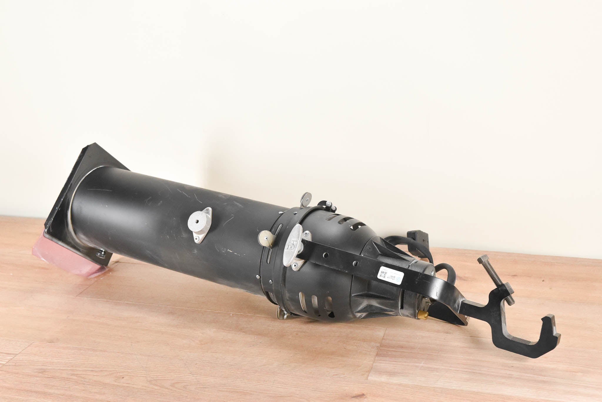 L&E AQ61 Ellipsoidal Light (Unknown Lens Degree)