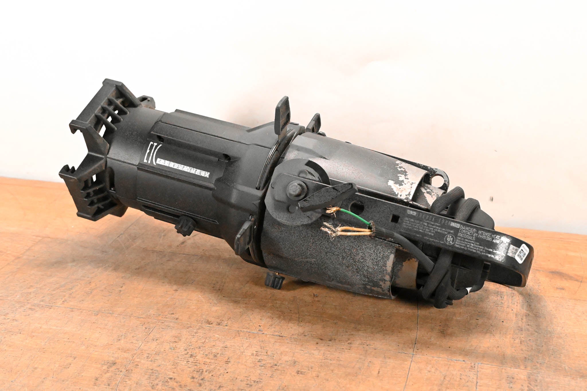 ETC Source Four 575 50 Degree Ellipsoidal Light