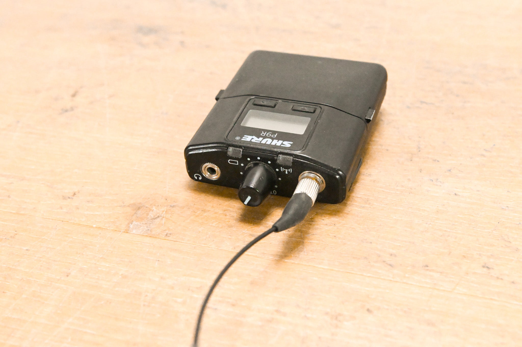 Shure PSM 900 Wireless IEM System L6 Band: 656-692 MHz (NO POWER SUPPLY)