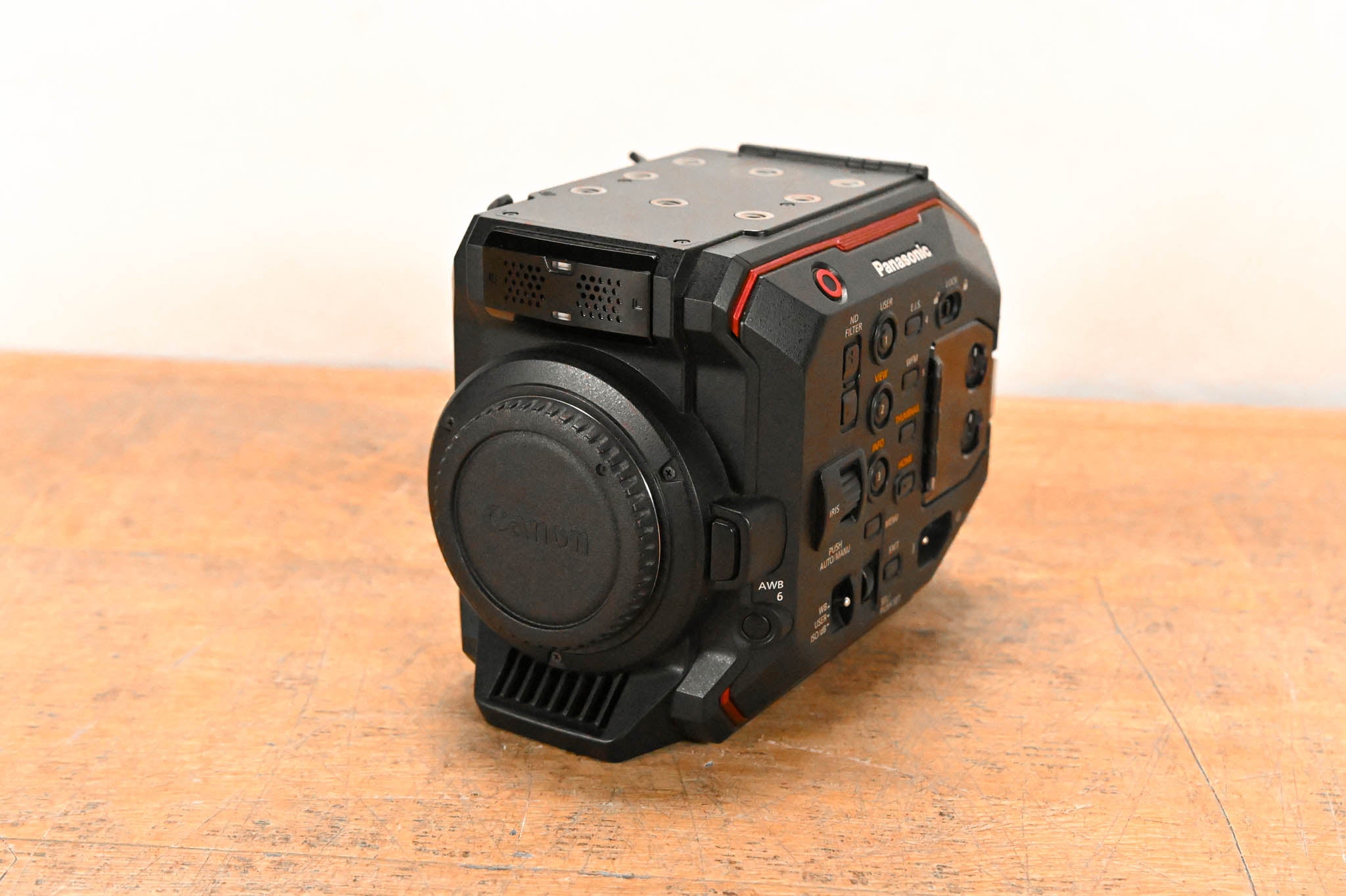 Panasonic AU-EVA1 Compact 5.7K Super 35mm Cinema Camera
