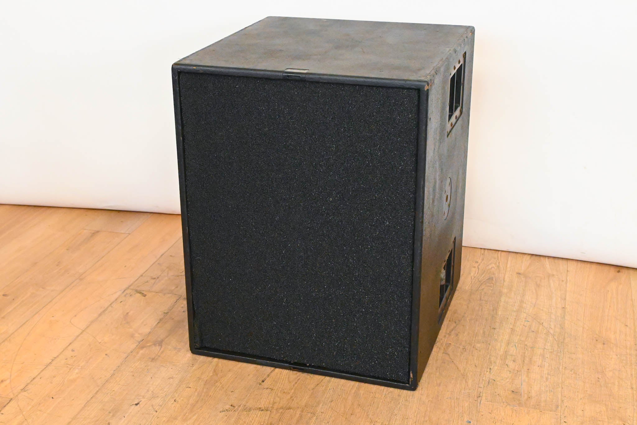 d&b audiotechnik C7-SUB Passive Subwoofer