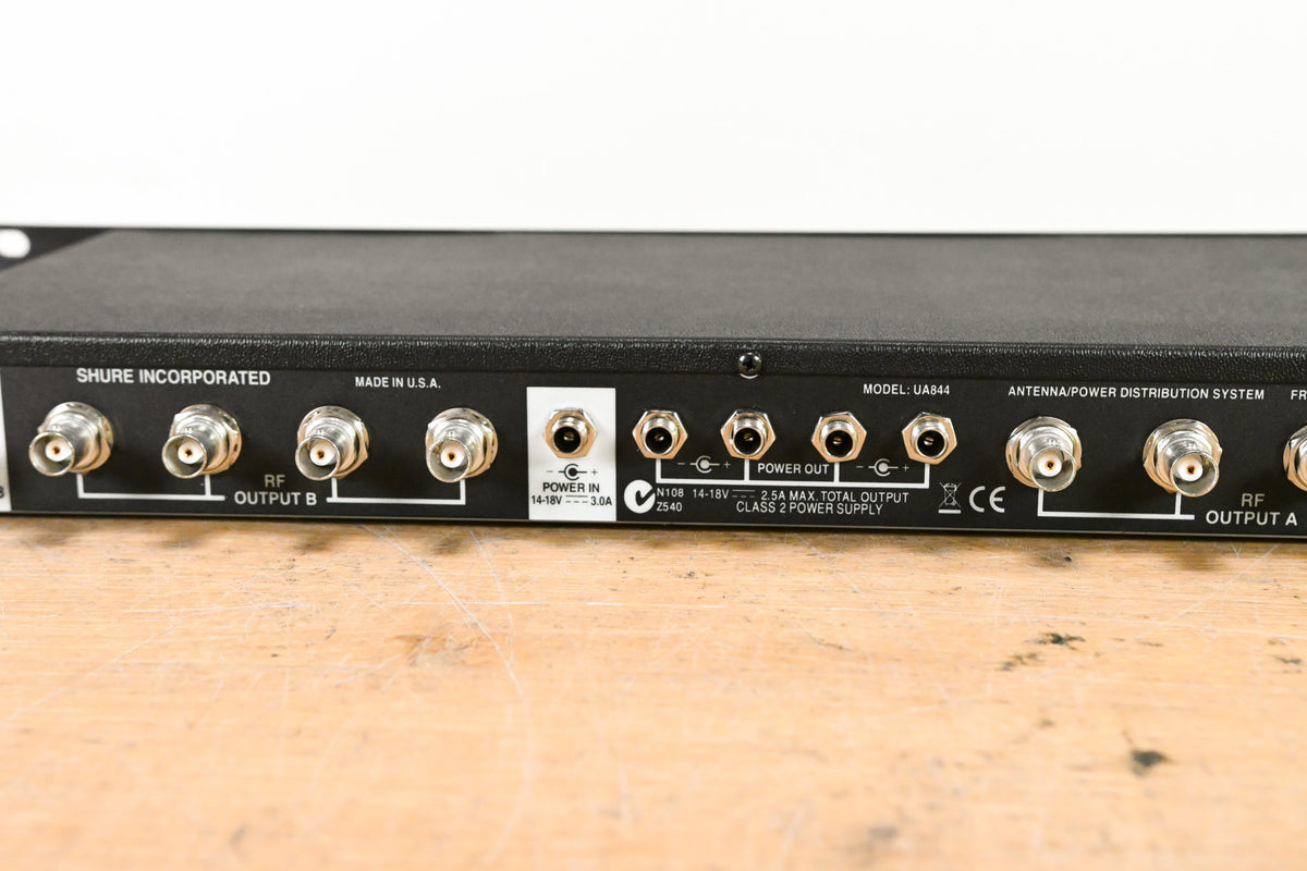 Shure UA844 Antenna Distribution System - 470-900 MHz (NO POWER SUPPLY)