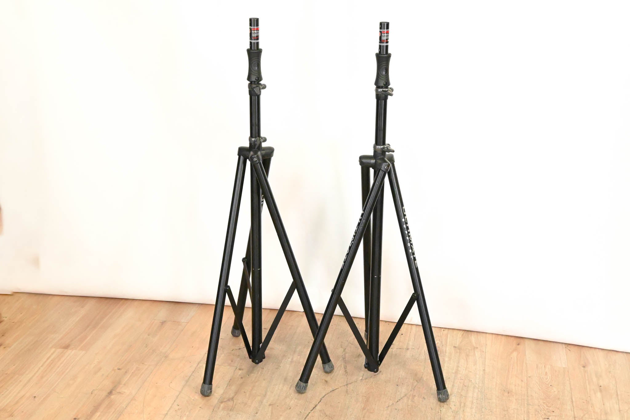 Ultimate Support TS-110B Tripod Speaker Stand (PAIR) w/ Gig Bag