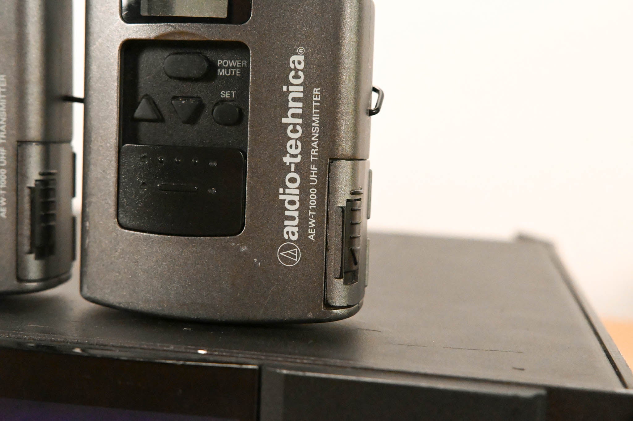 Audio-Technica AEW-R5200 Receiver w/ two AEW-T1000 Bodypacks: 541-566MHz