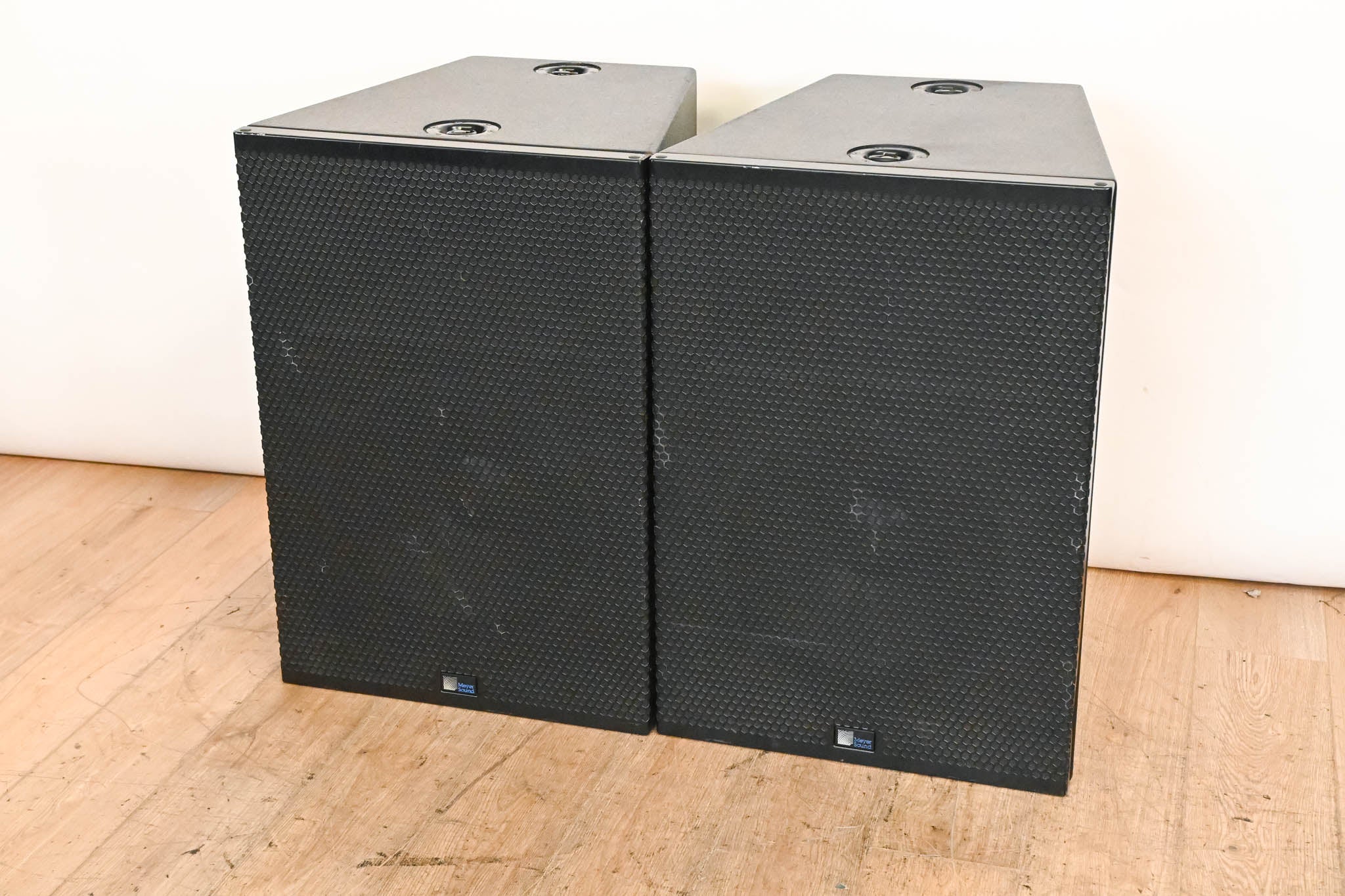 Meyer Sound CQ-2 Active Narrow Coverage Main Loudspeaker (PAIR)