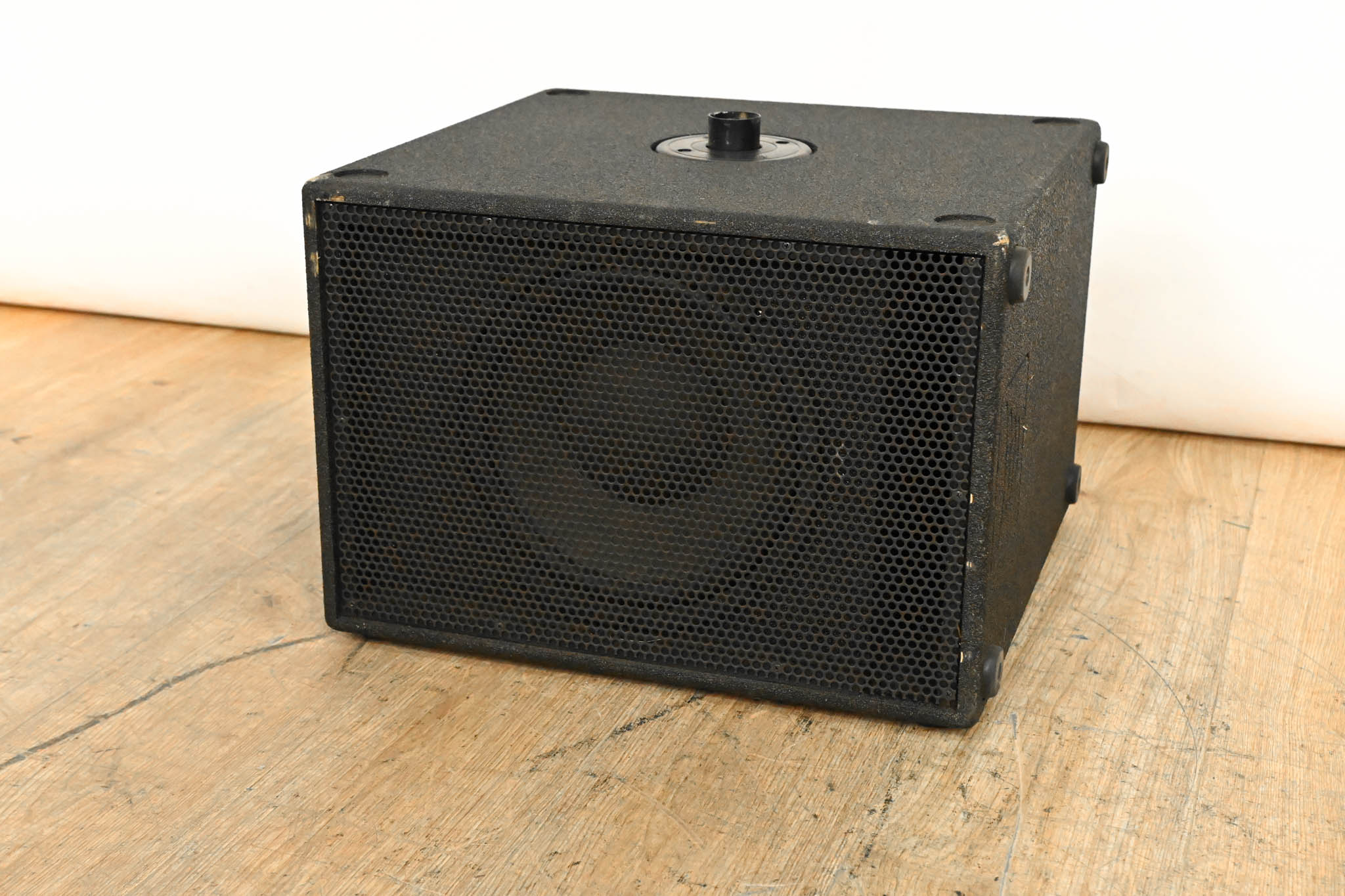 Carvin S610 Powered Subwoofer