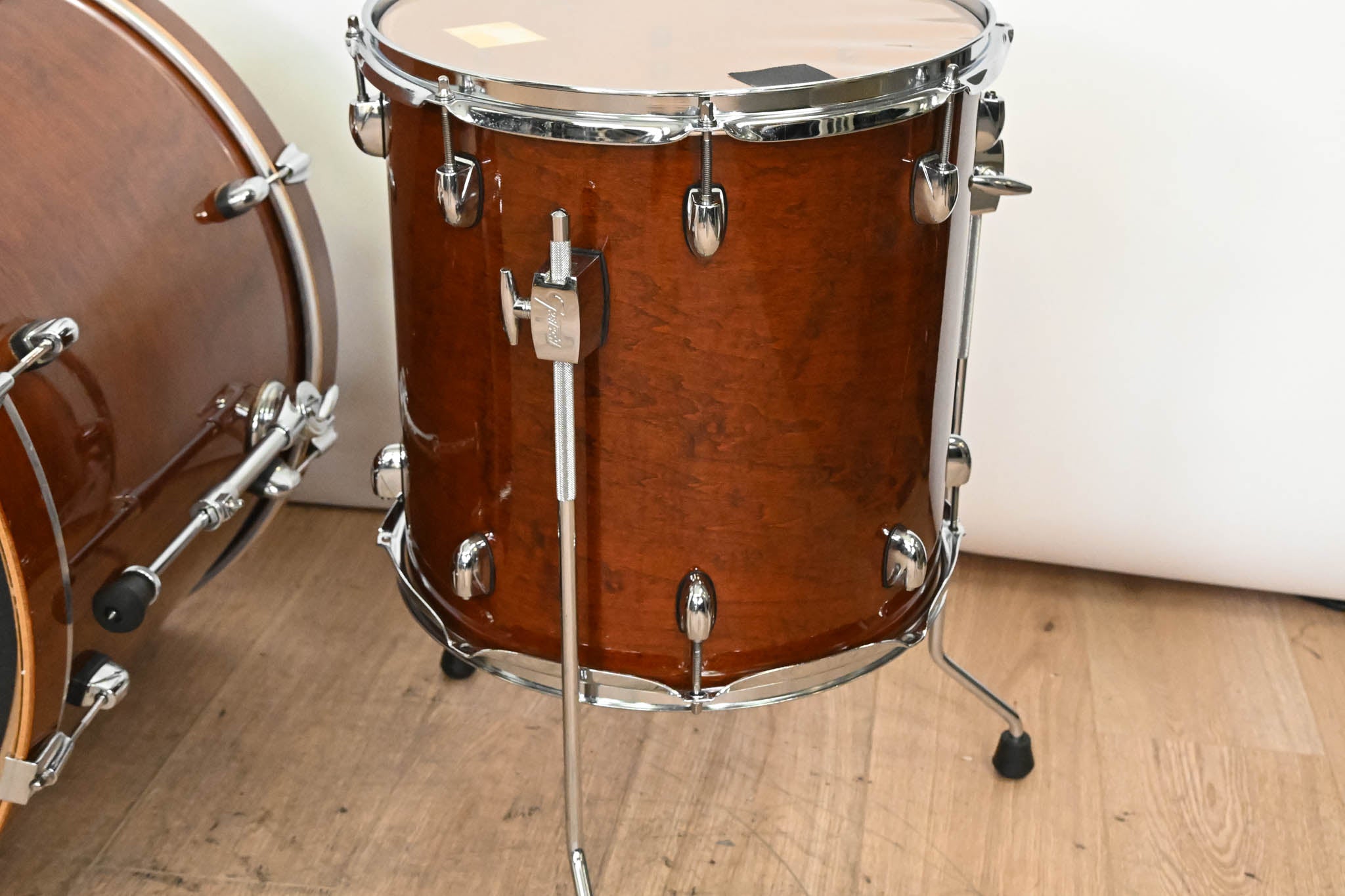 Gretsch CM1-E826P 6-Piece Catalina Maple Walnut Glaze Shell Pack